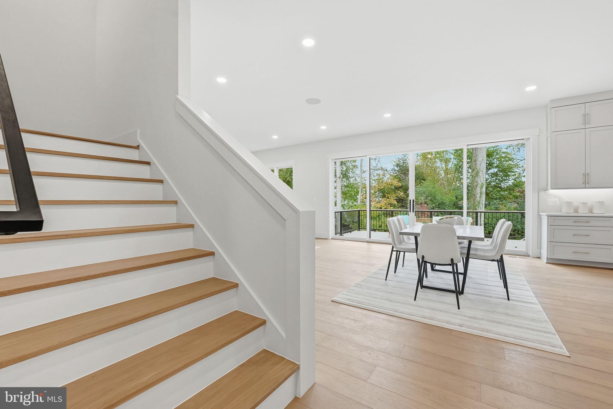 POPLAR HEIGHTS - Residential