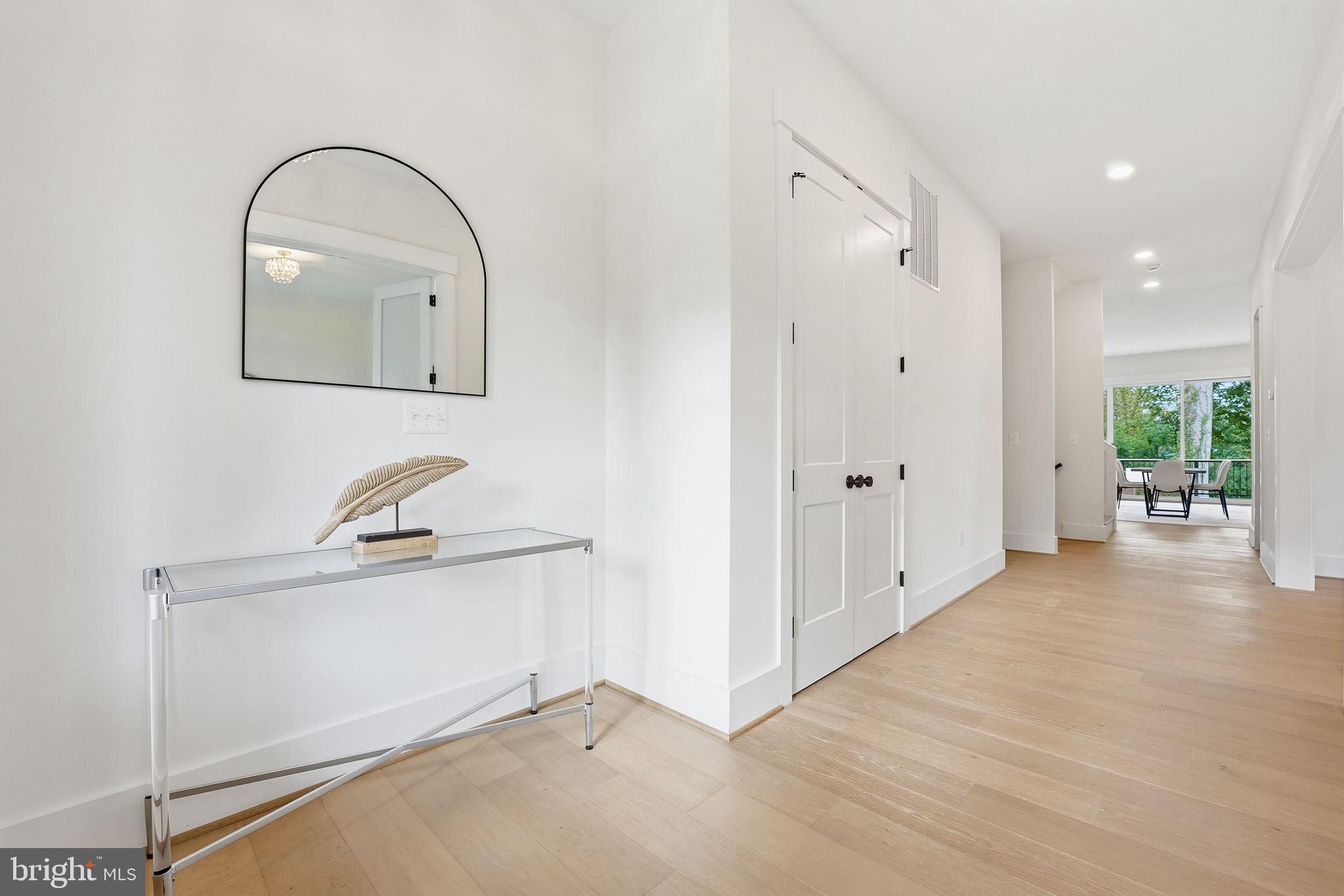 POPLAR HEIGHTS - Residential