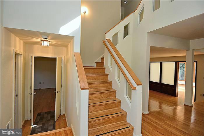 BARTON PLACE - Residential