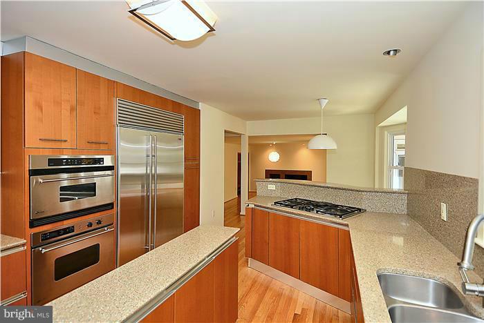 BARTON PLACE - Residential