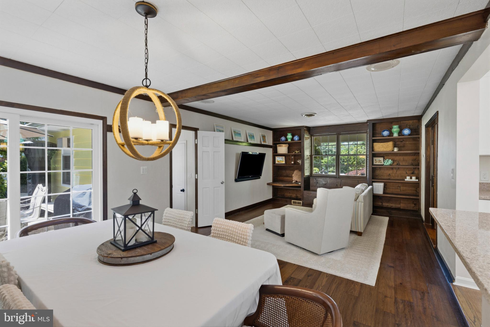 PENDENNIS MOUNT - Residential