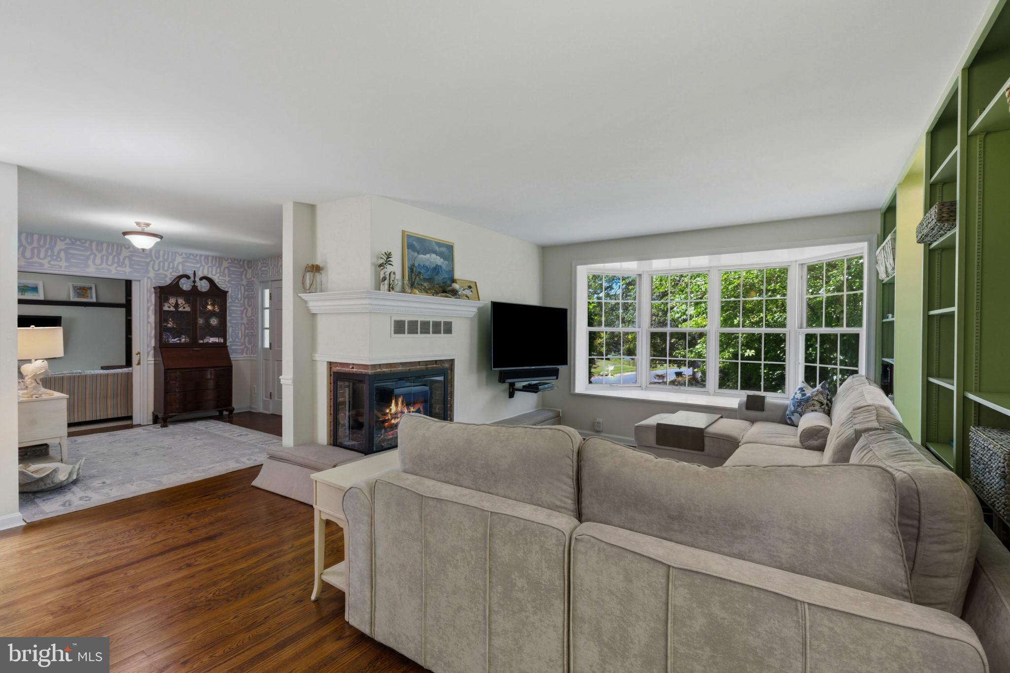PENDENNIS MOUNT - Residential