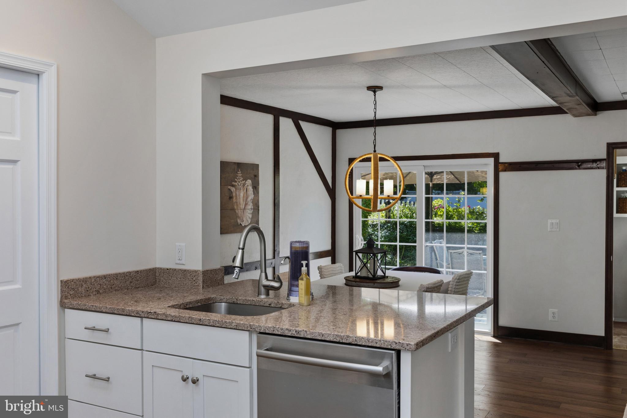 PENDENNIS MOUNT - Residential