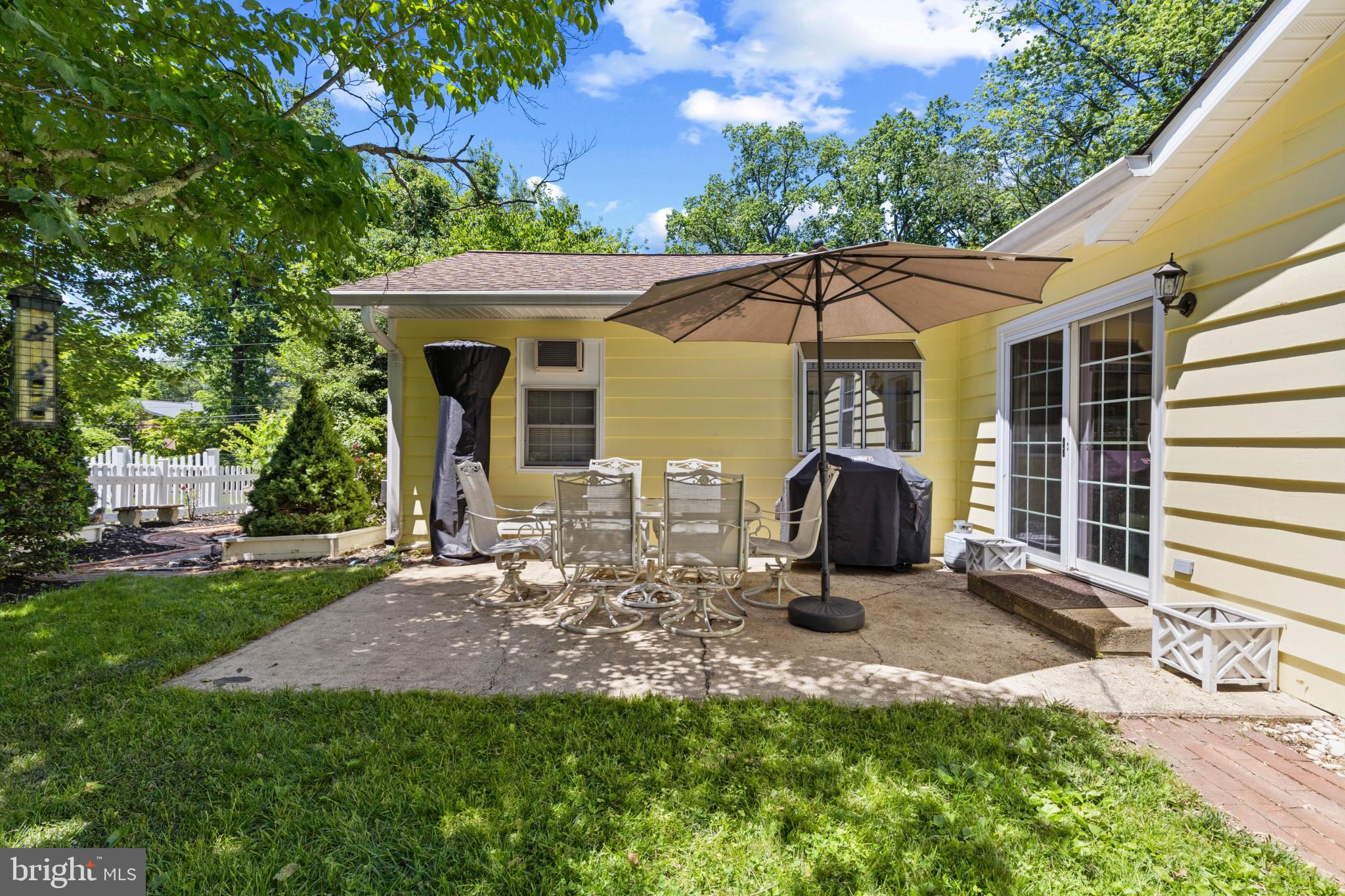 PENDENNIS MOUNT - Residential