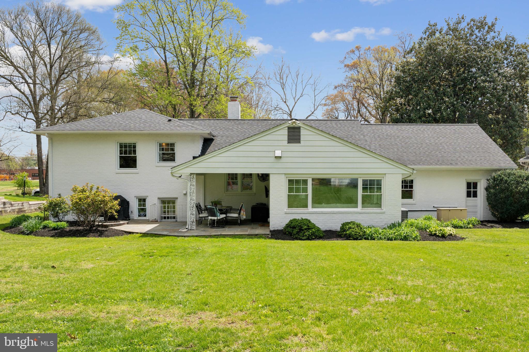 OLDE SEVERNA PARK - Residential