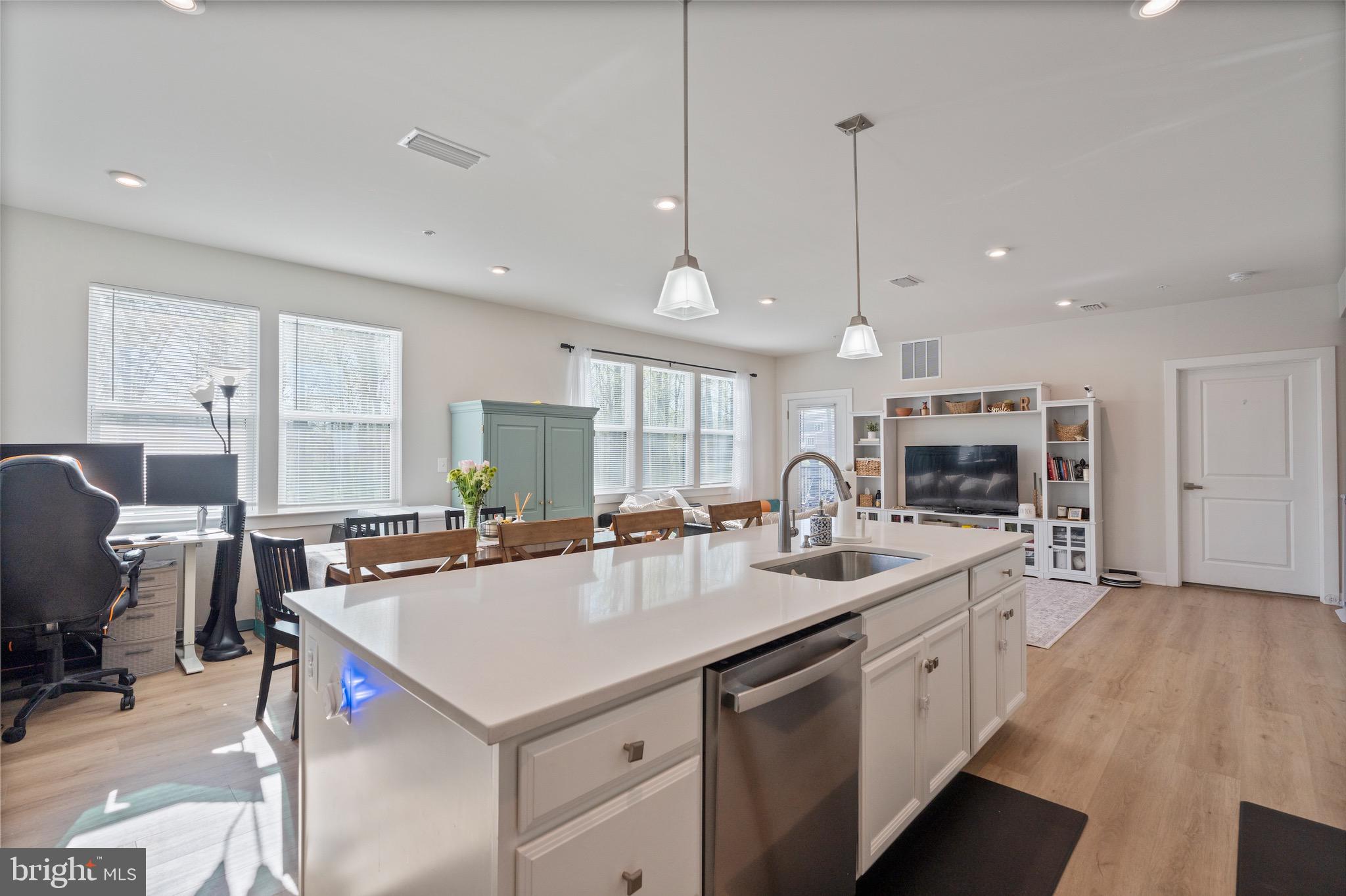 TURF VALLEY - Residential