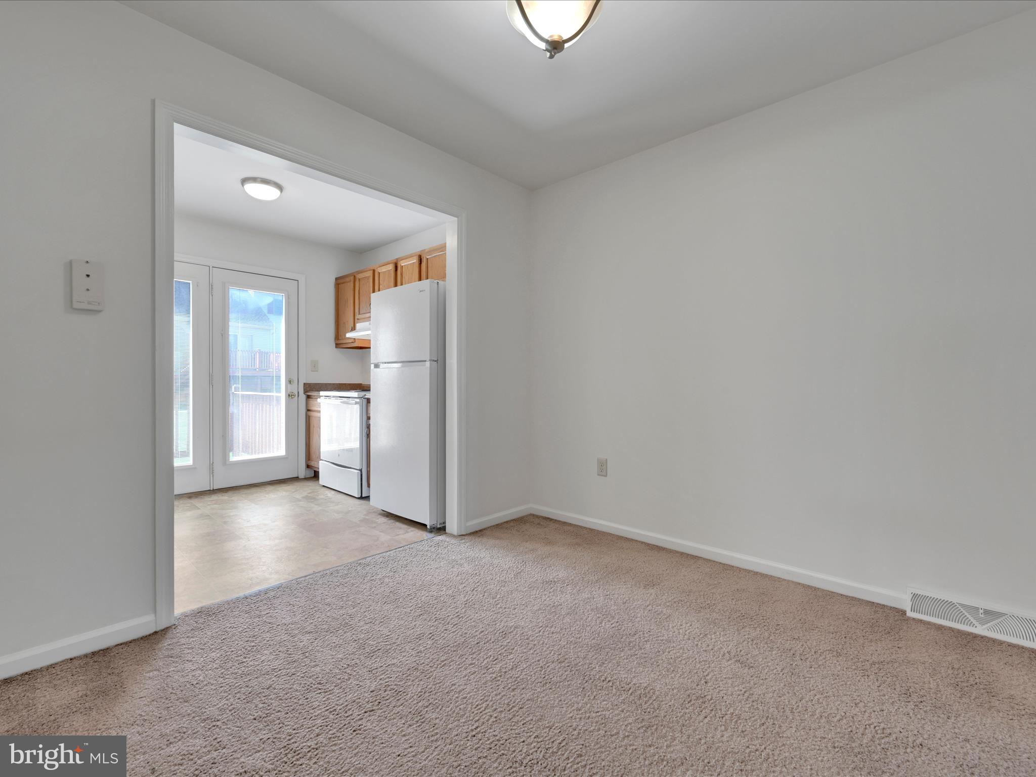 OAK HILLS - Residential