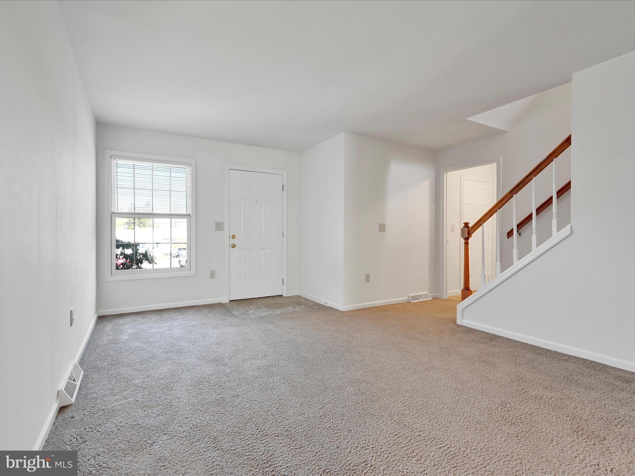 OAK HILLS - Residential