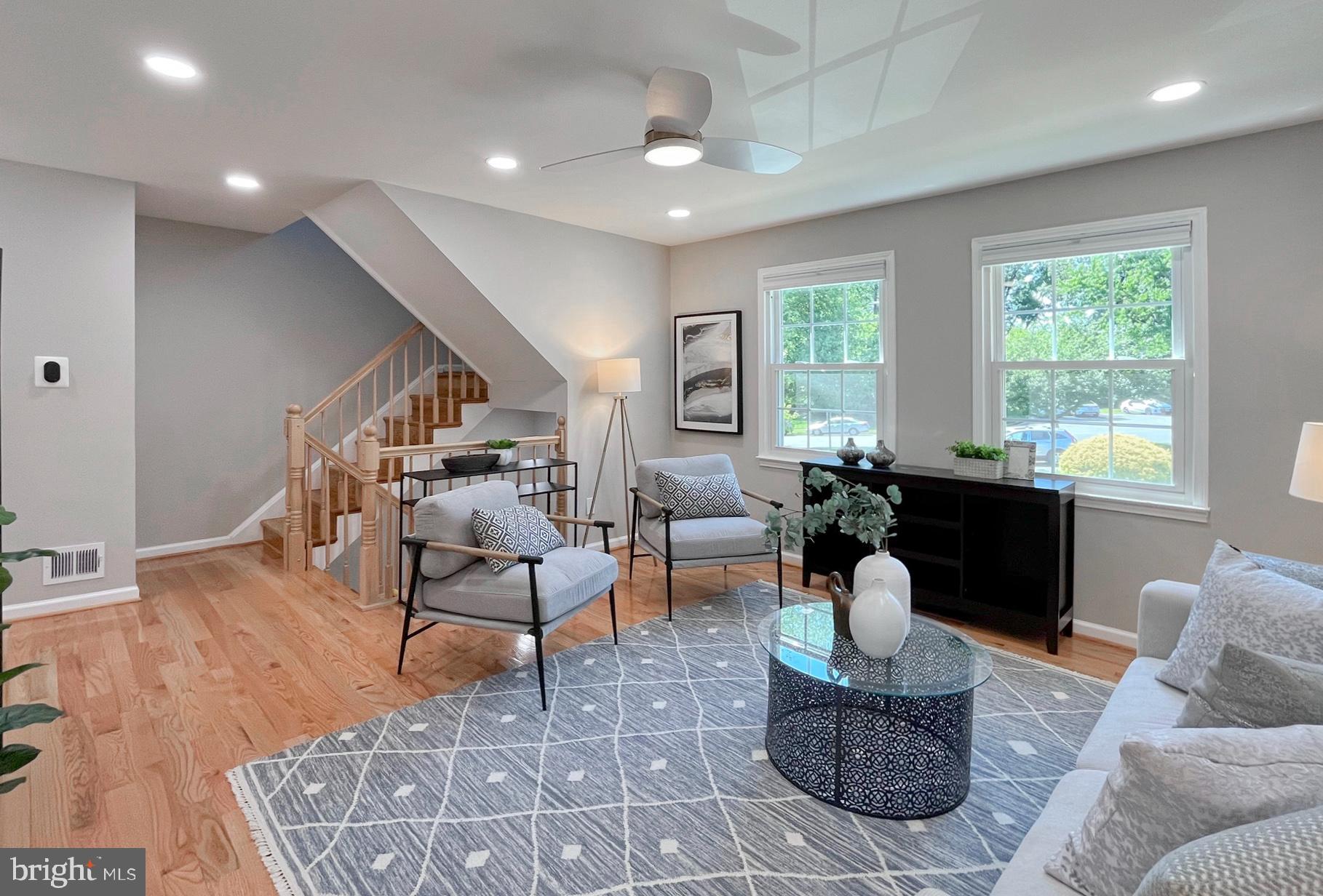STRATHMEADE SQUARE - Residential