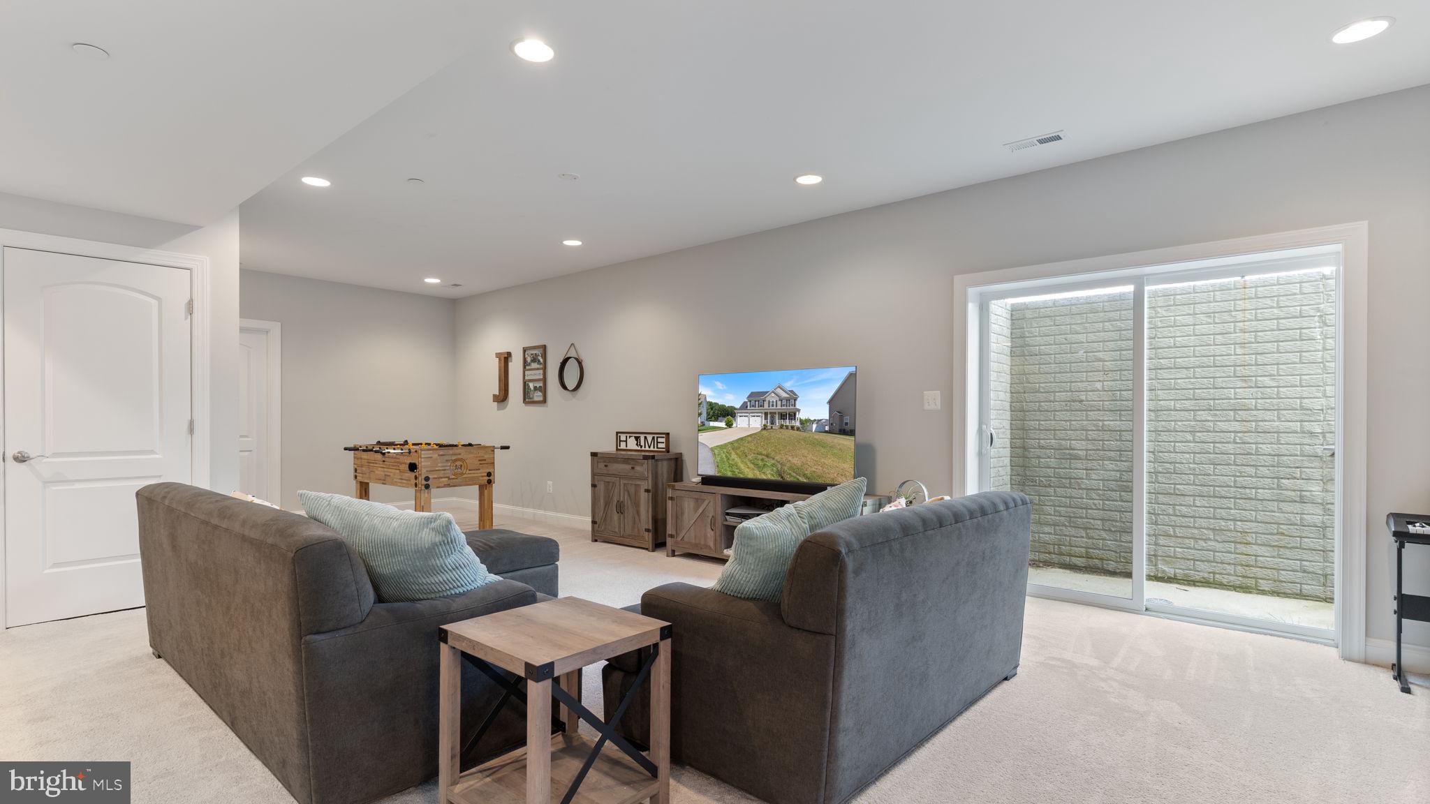 MEADOWS AT TOWN RUN - Residential