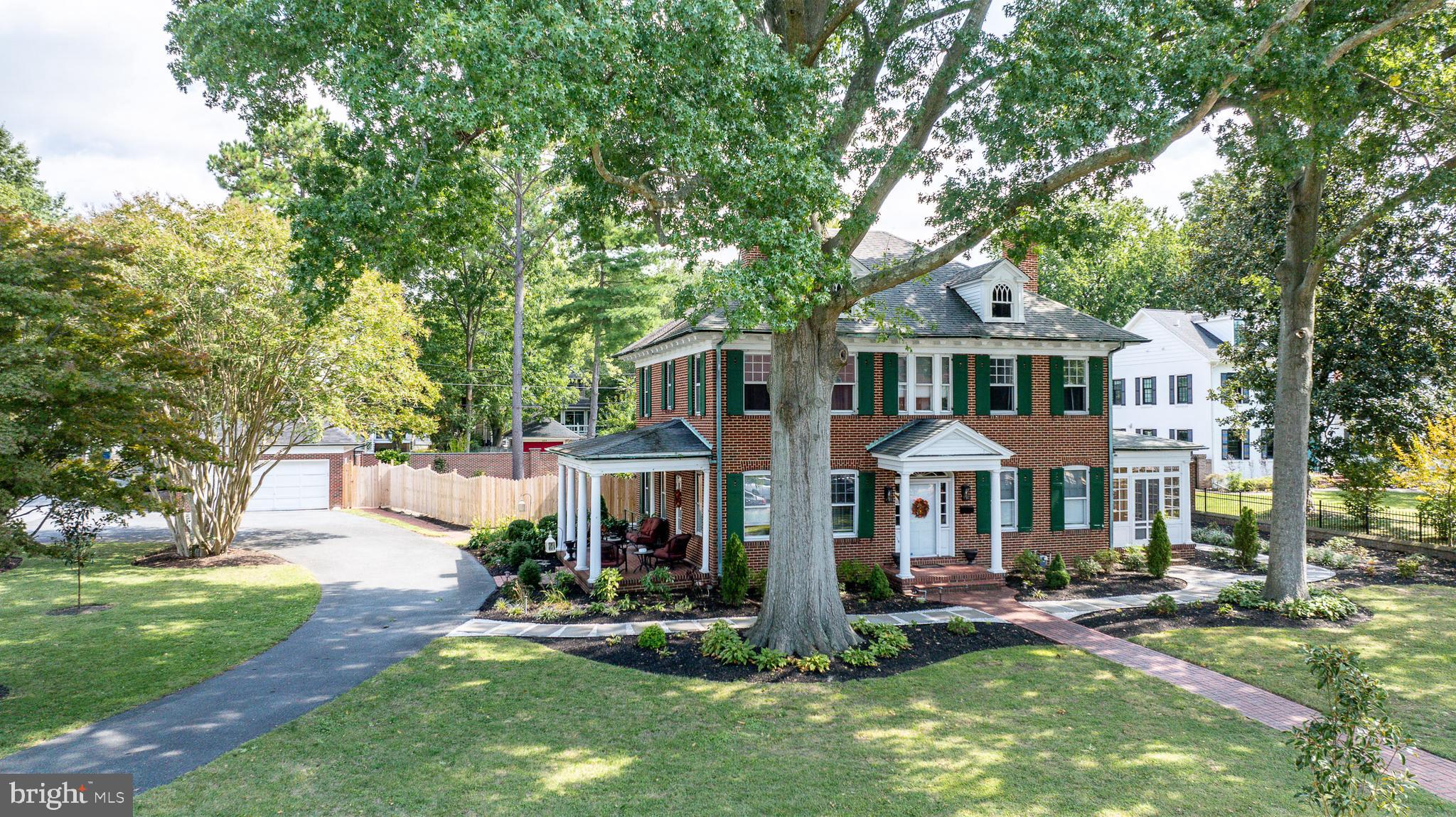 EASTON - Residential