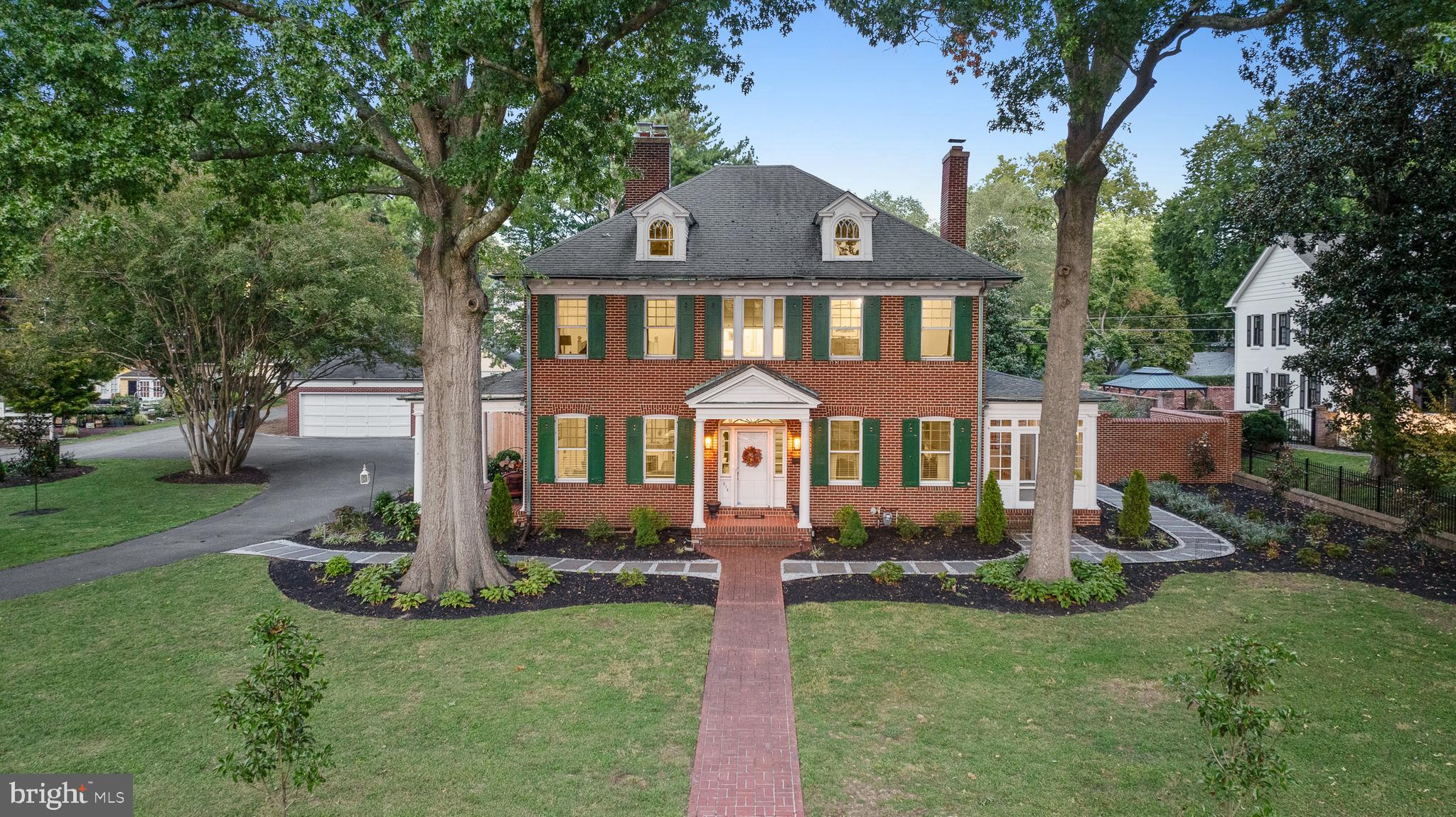 EASTON - Residential