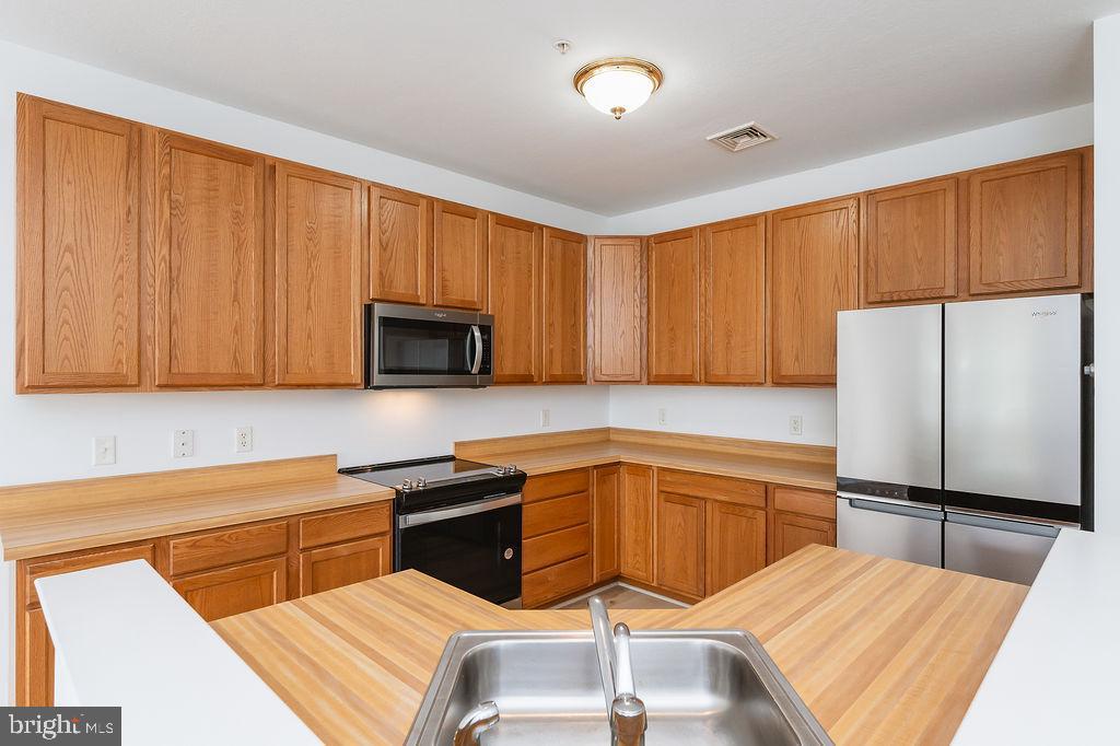 BAILEY SPRINGS VILLAS - Residential