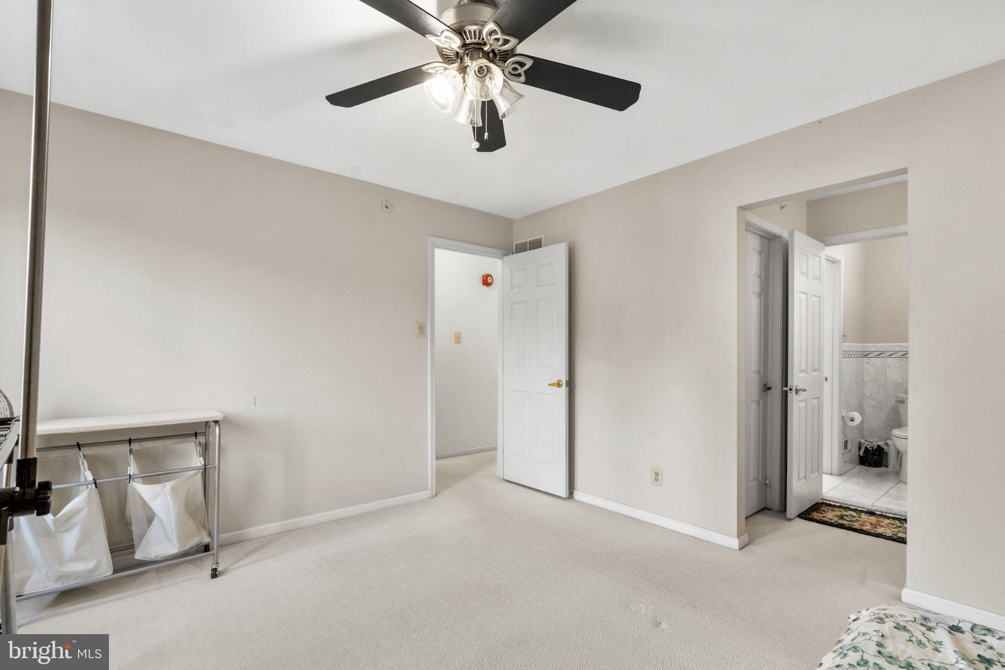 HICKORY RIDGE - Residential