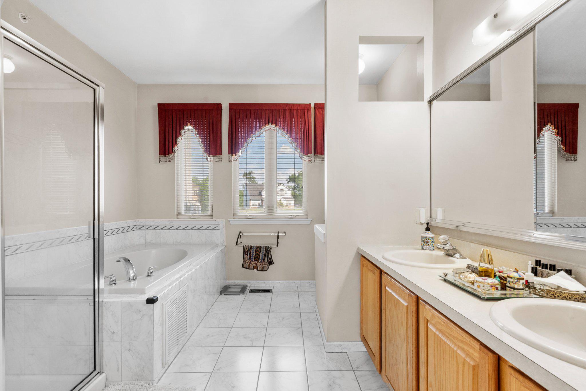 HICKORY RIDGE - Residential