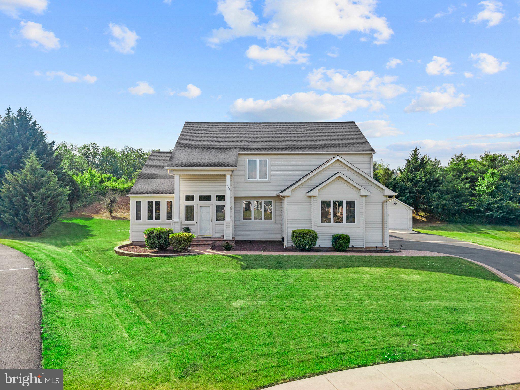 HICKORY RIDGE - Residential