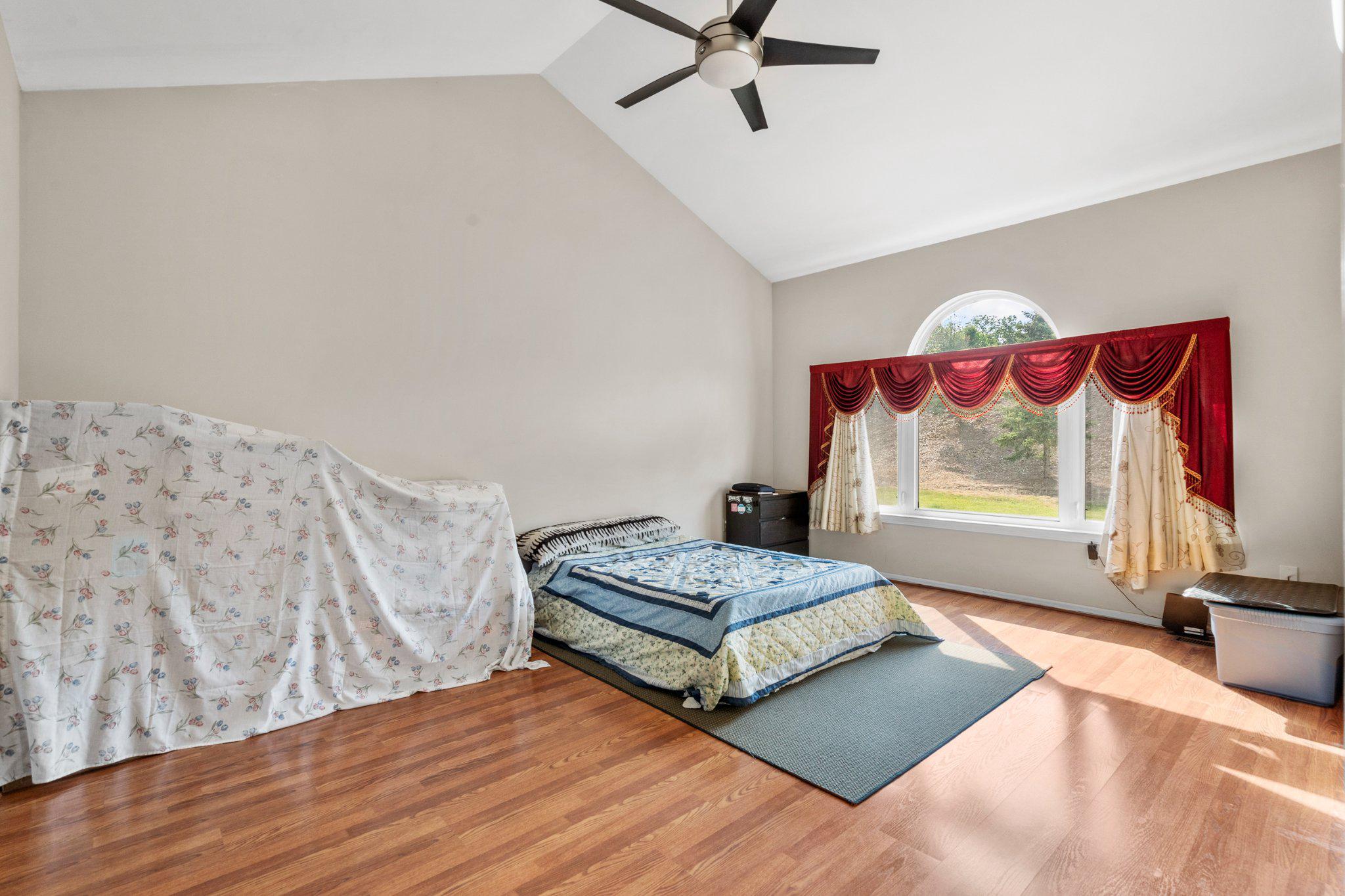 HICKORY RIDGE - Residential