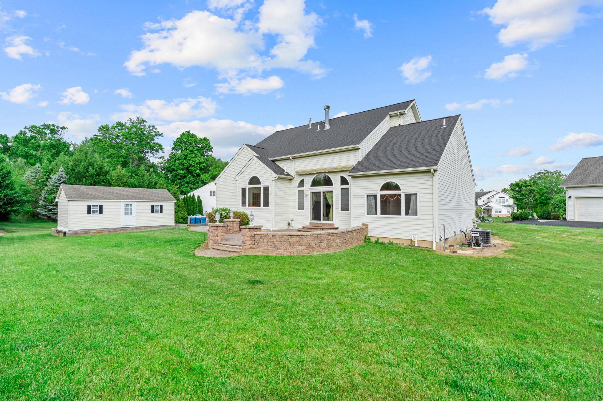 HICKORY RIDGE - Residential