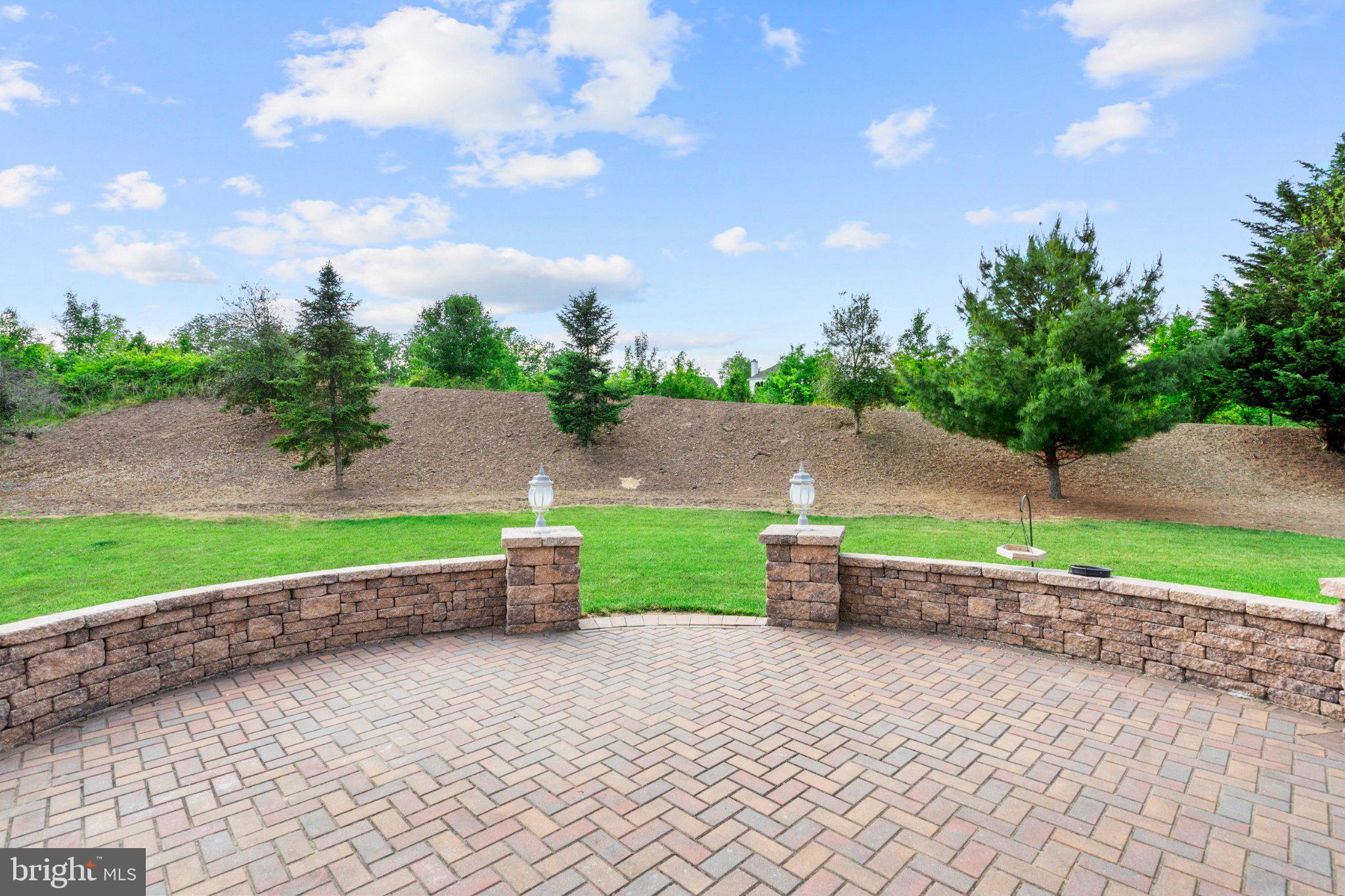 HICKORY RIDGE - Residential