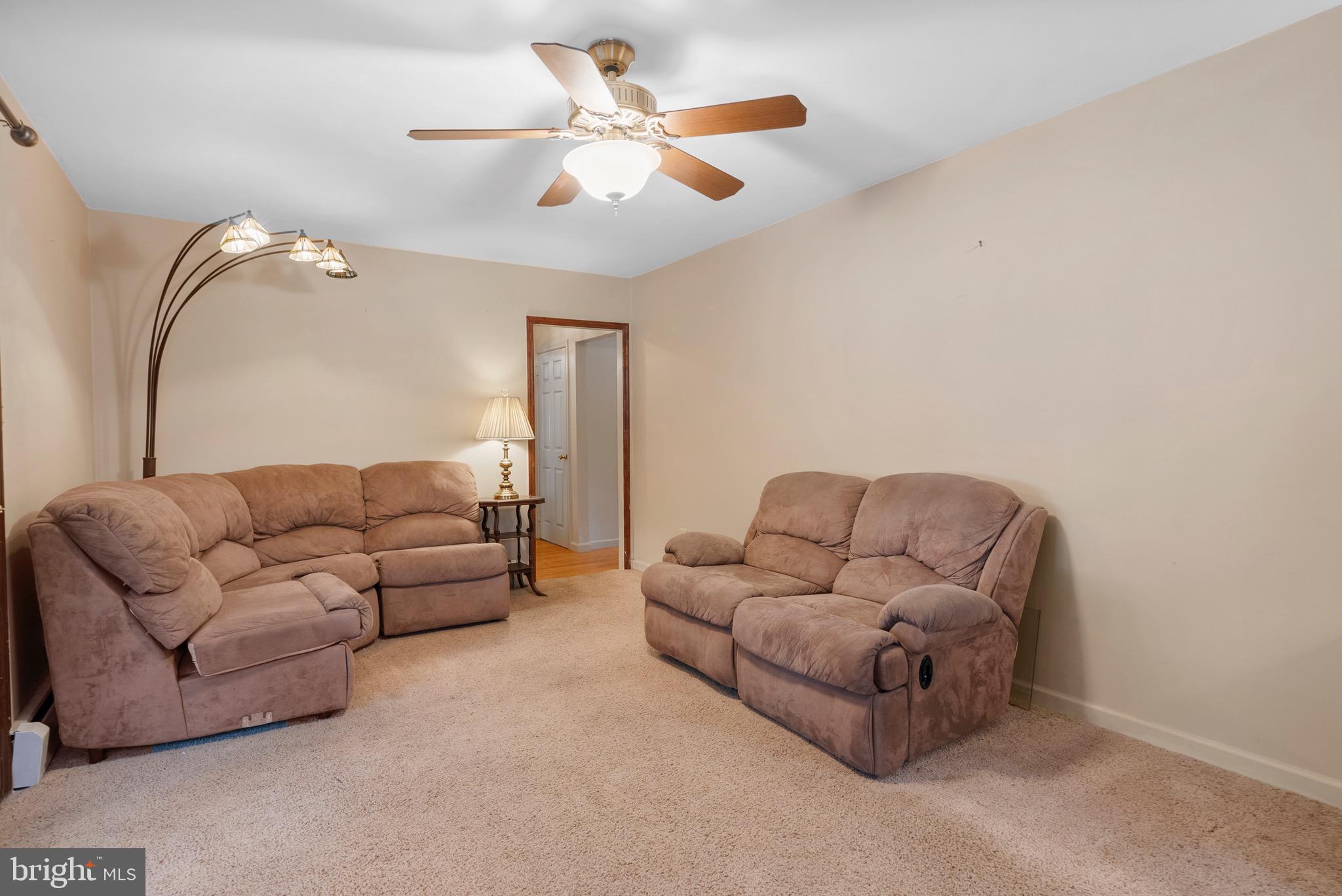KNOLLWOOD - Residential