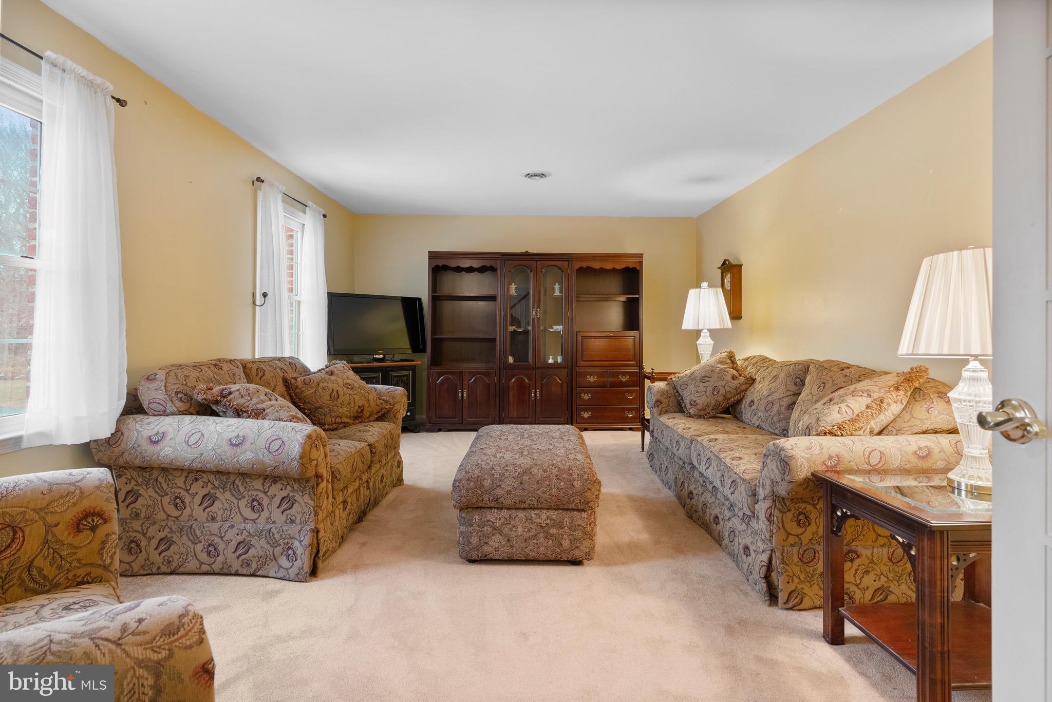 KNOLLWOOD - Residential
