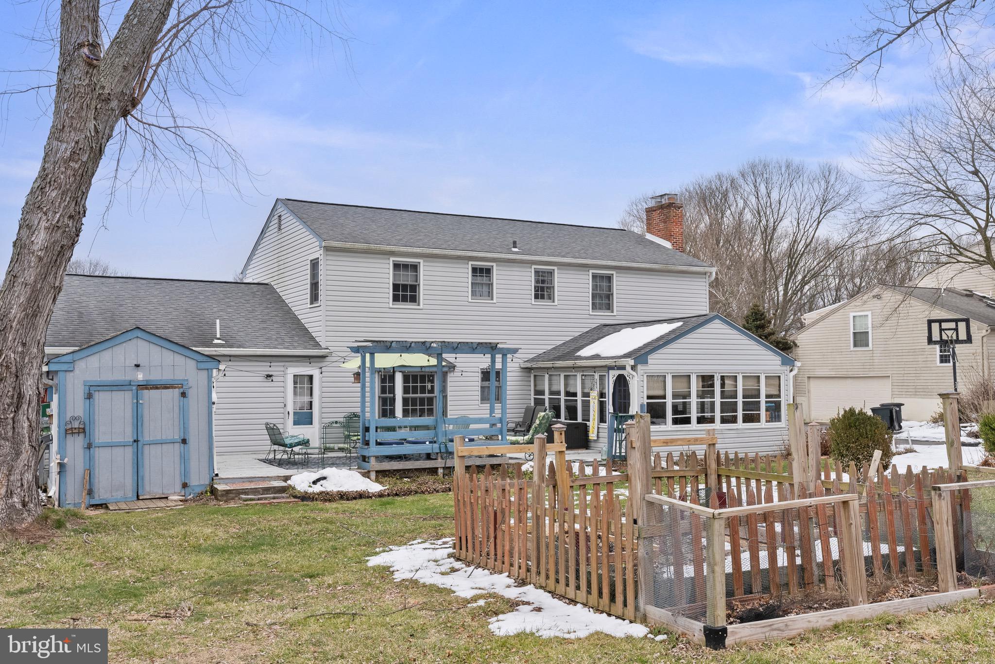 KNOLLWOOD - Residential