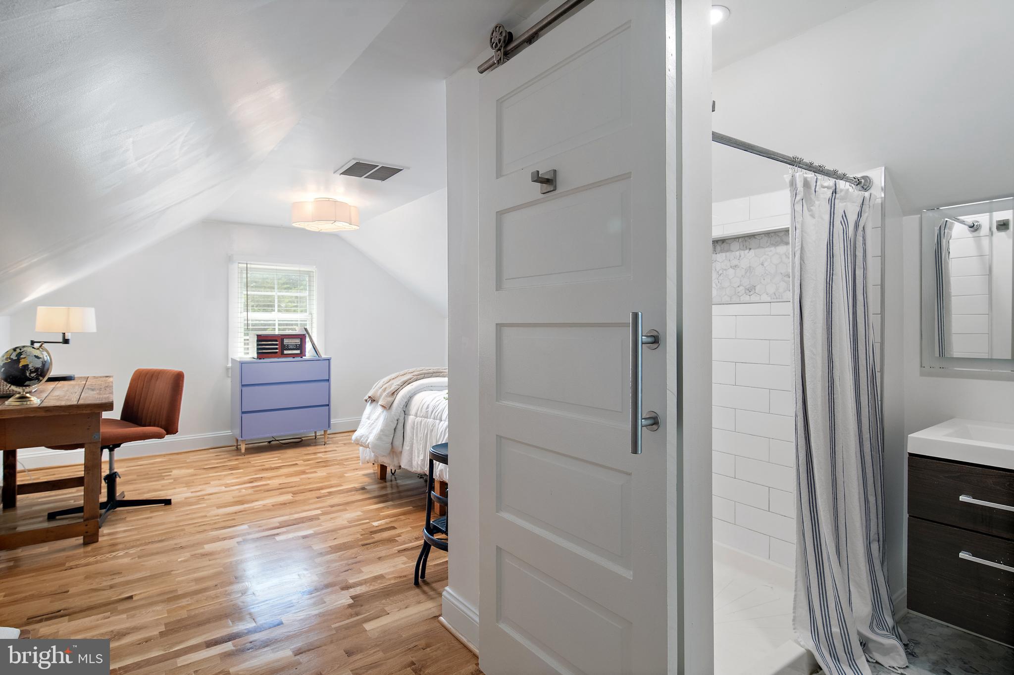 EASTPORT - Residential