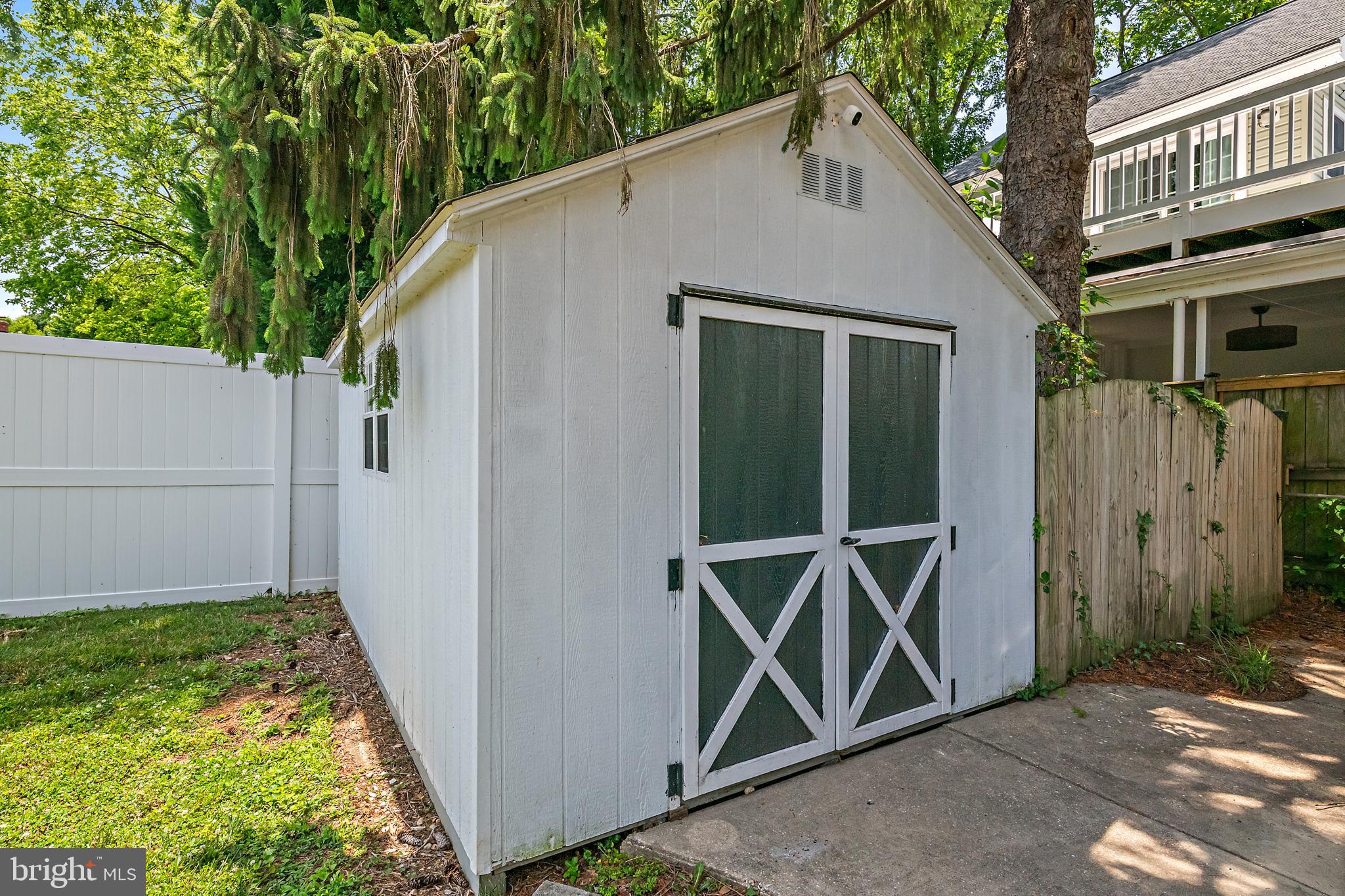 EASTPORT - Residential