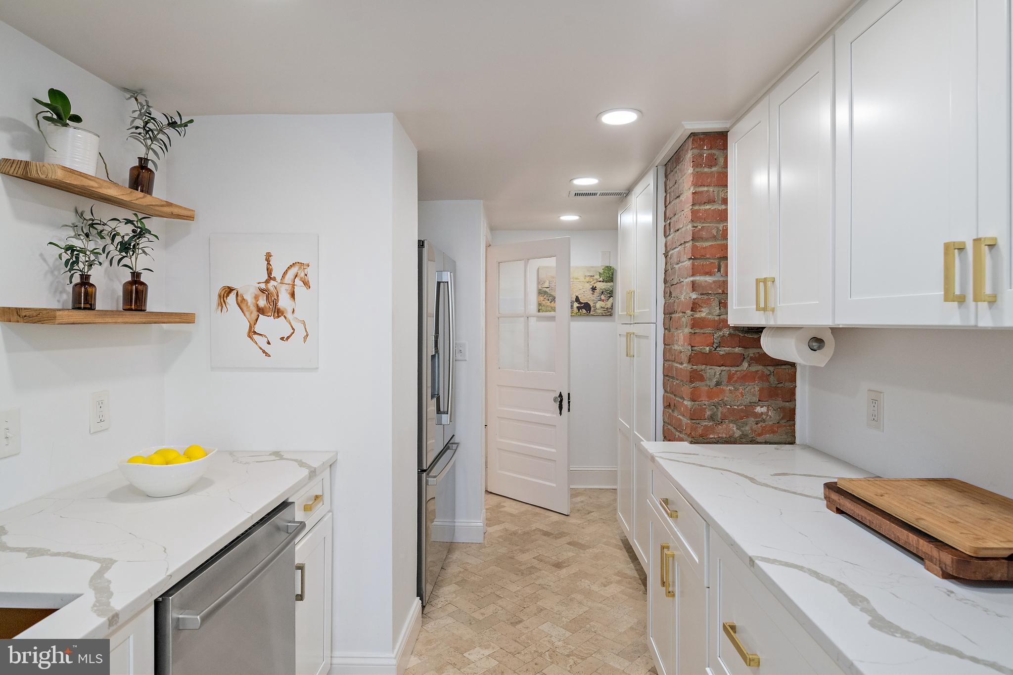 EASTPORT - Residential