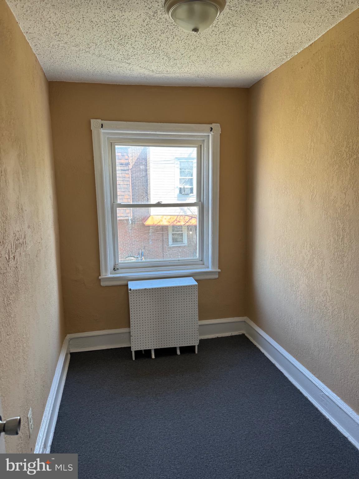 LOGAN - Residential