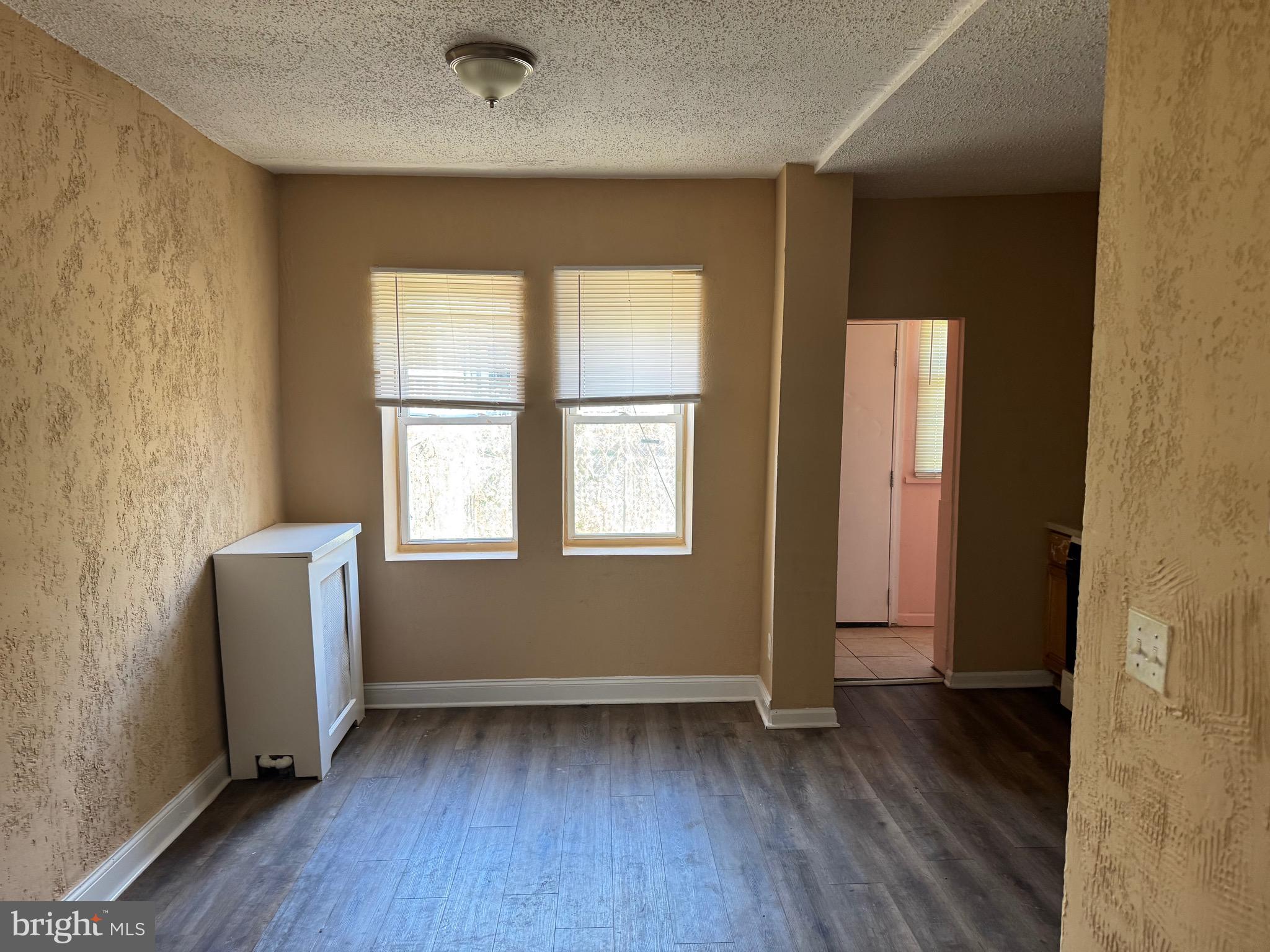 LOGAN - Residential