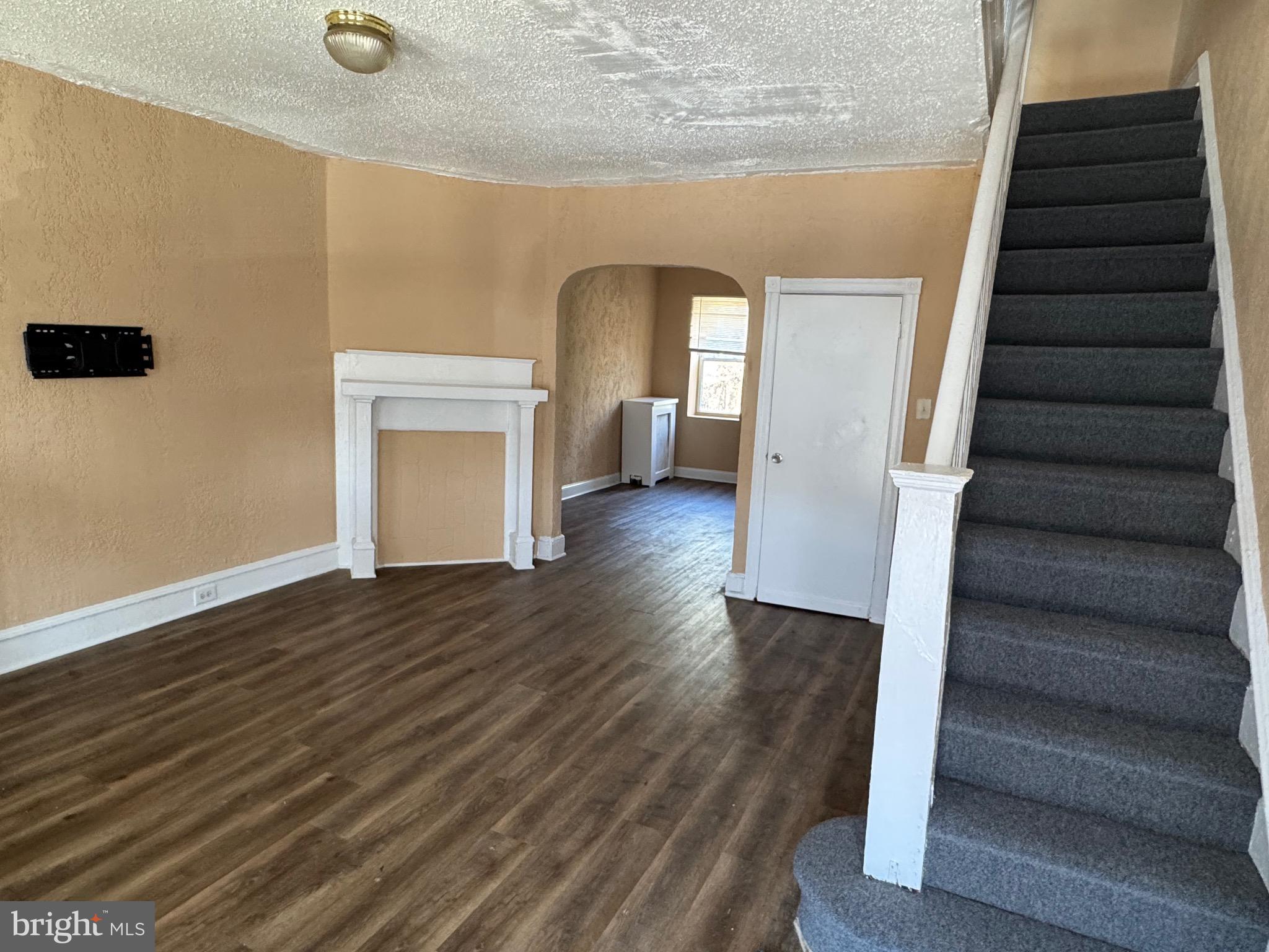 LOGAN - Residential