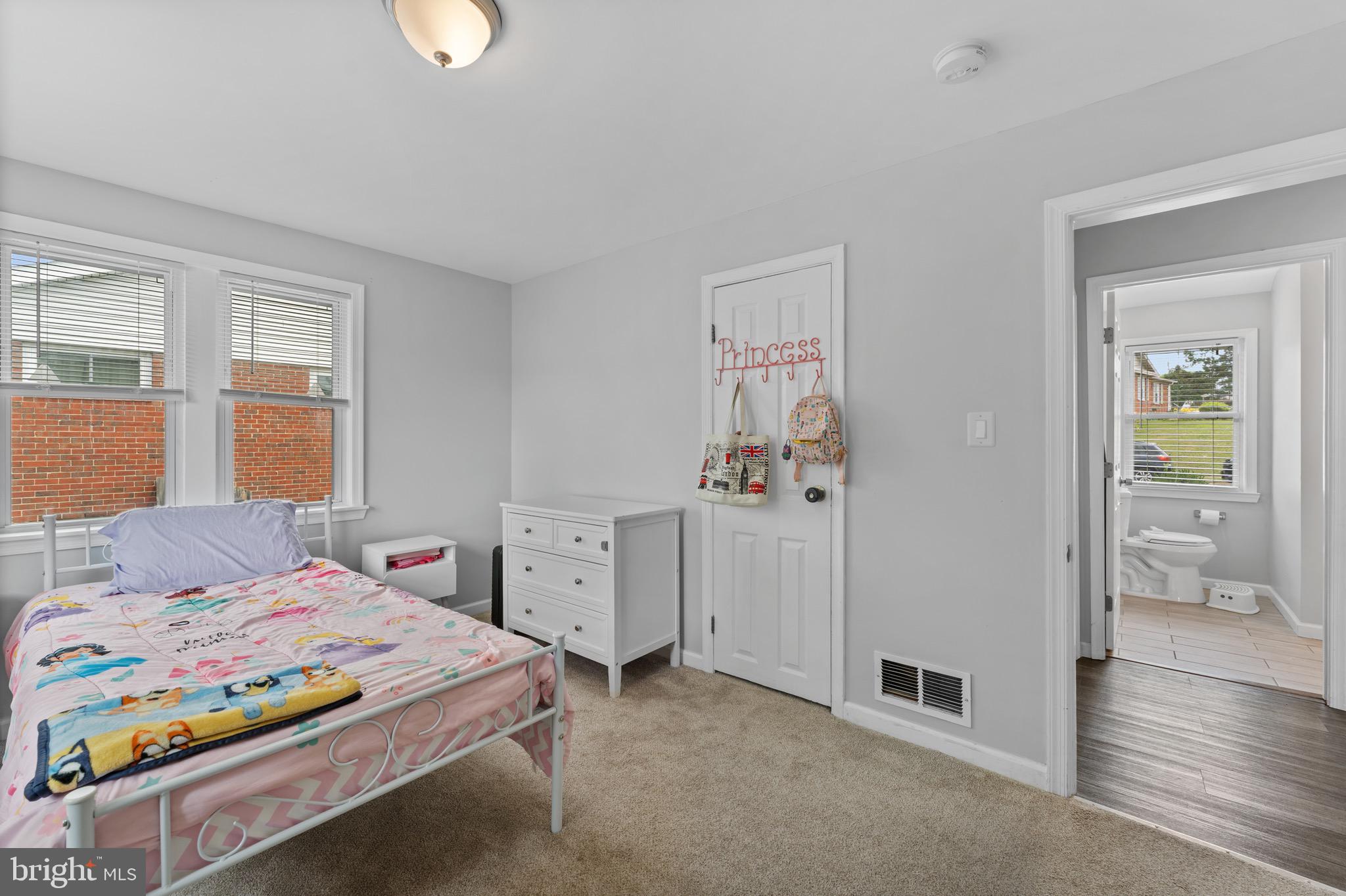 PERRING PARK - Residential