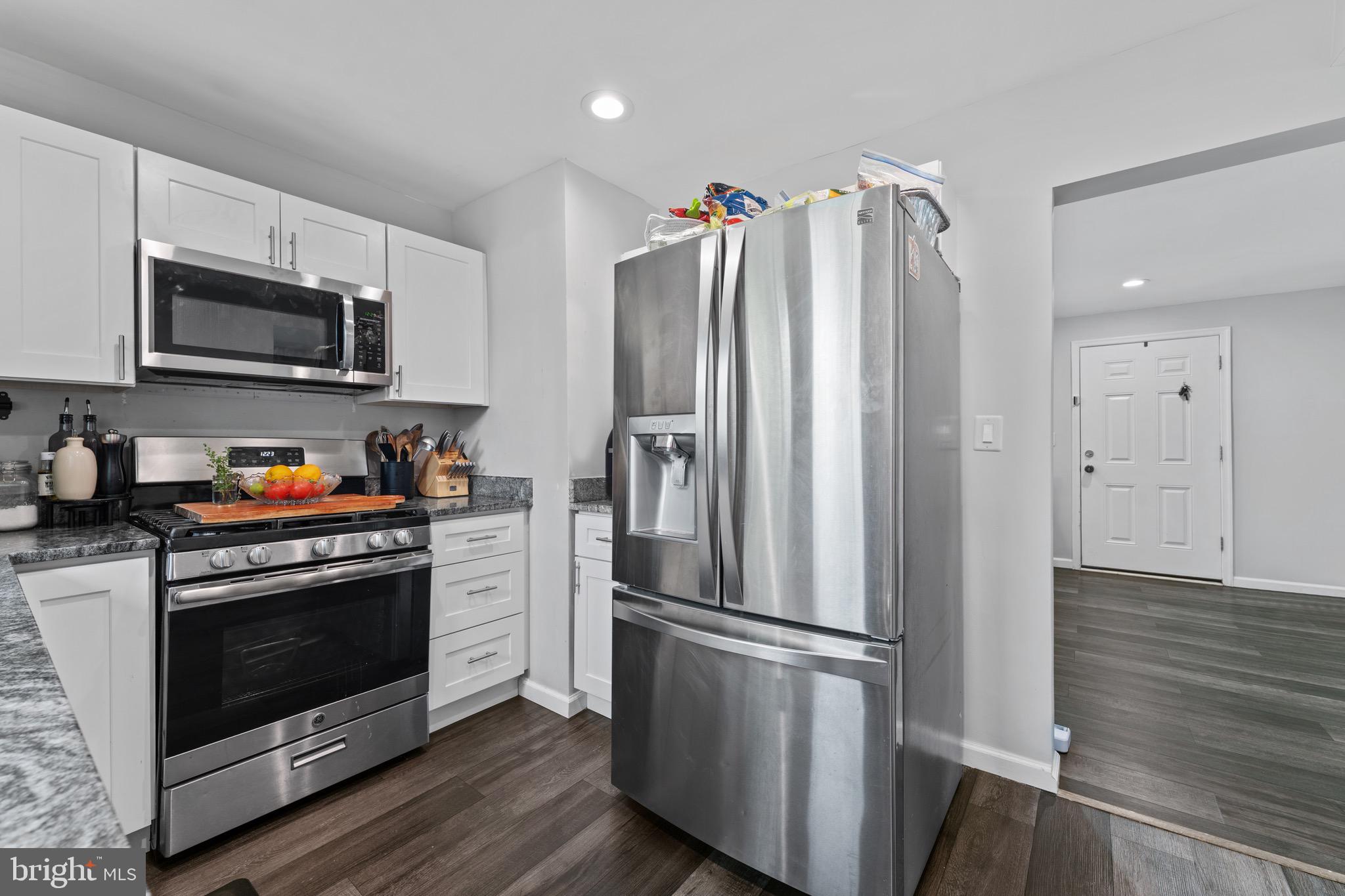 PERRING PARK - Residential
