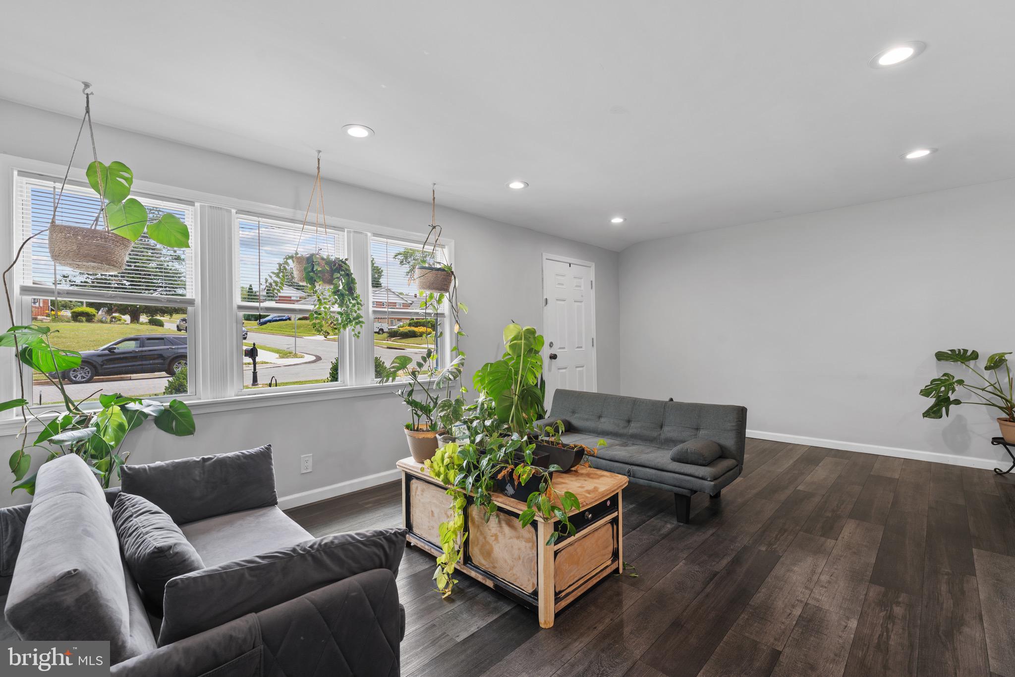 PERRING PARK - Residential