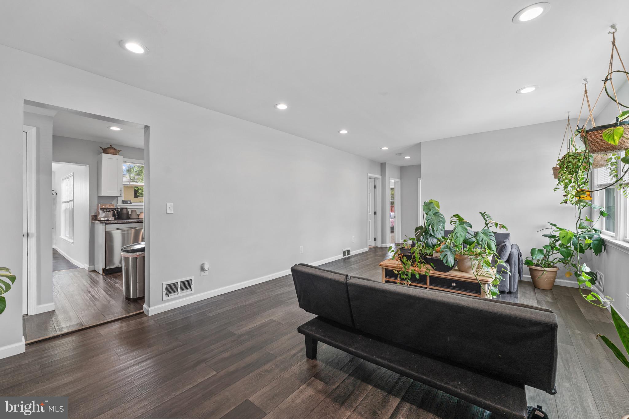PERRING PARK - Residential