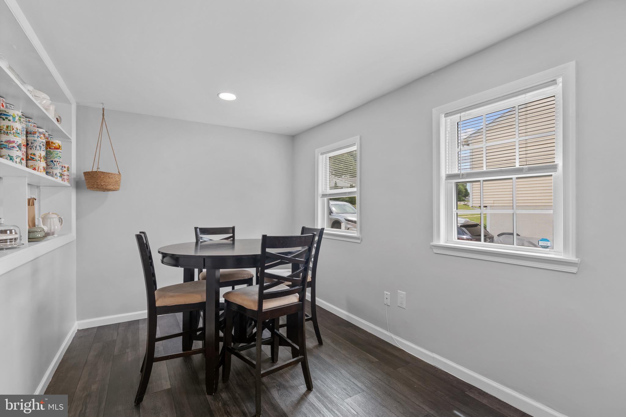 PERRING PARK - Residential