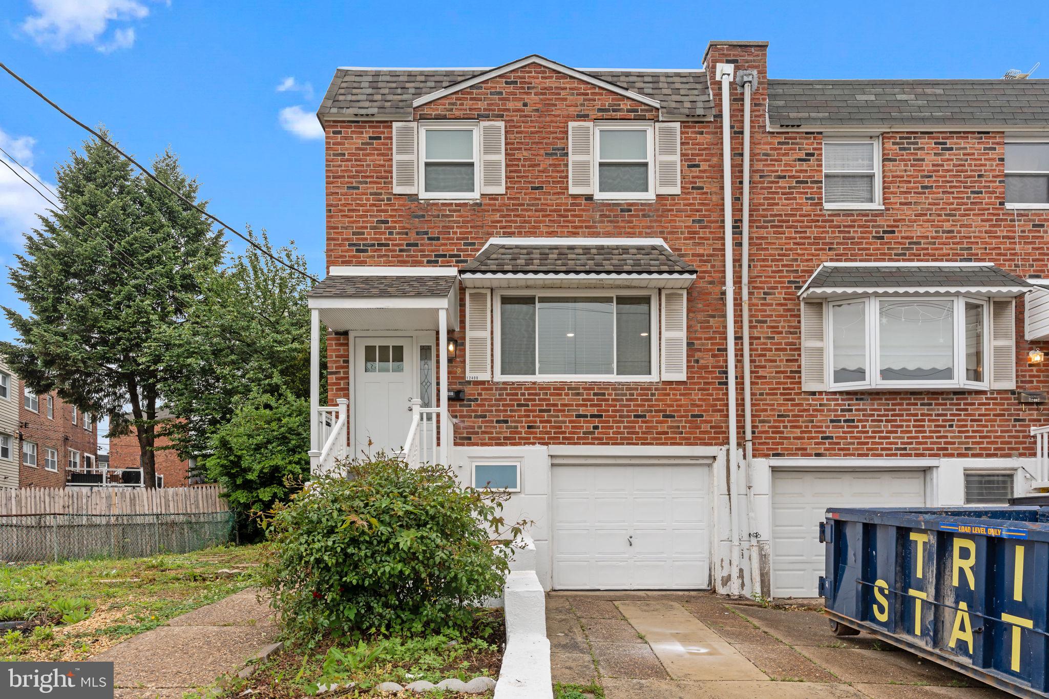 PARKWOOD - Residential Lease
