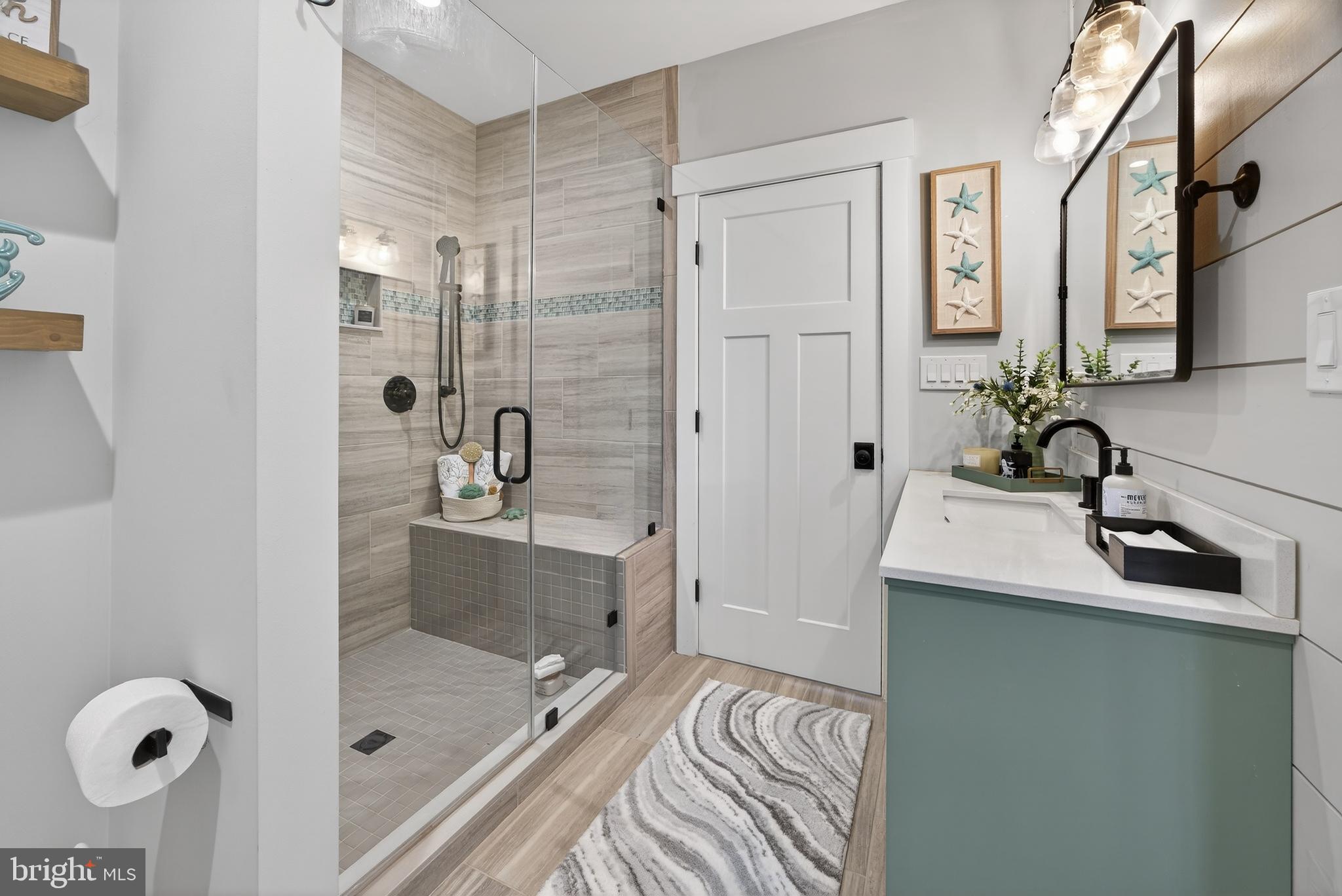 COVE CREEK CLUB - Residential