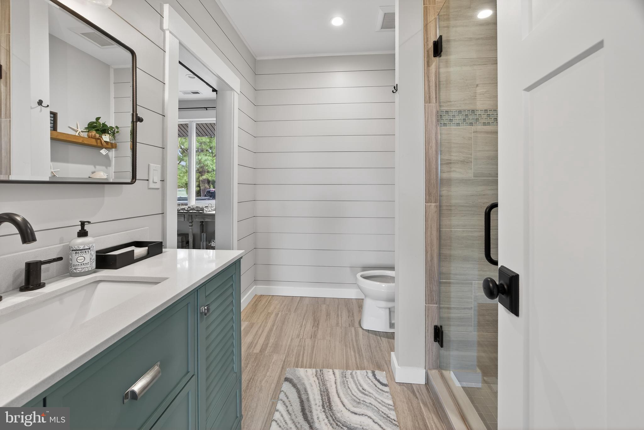 COVE CREEK CLUB - Residential