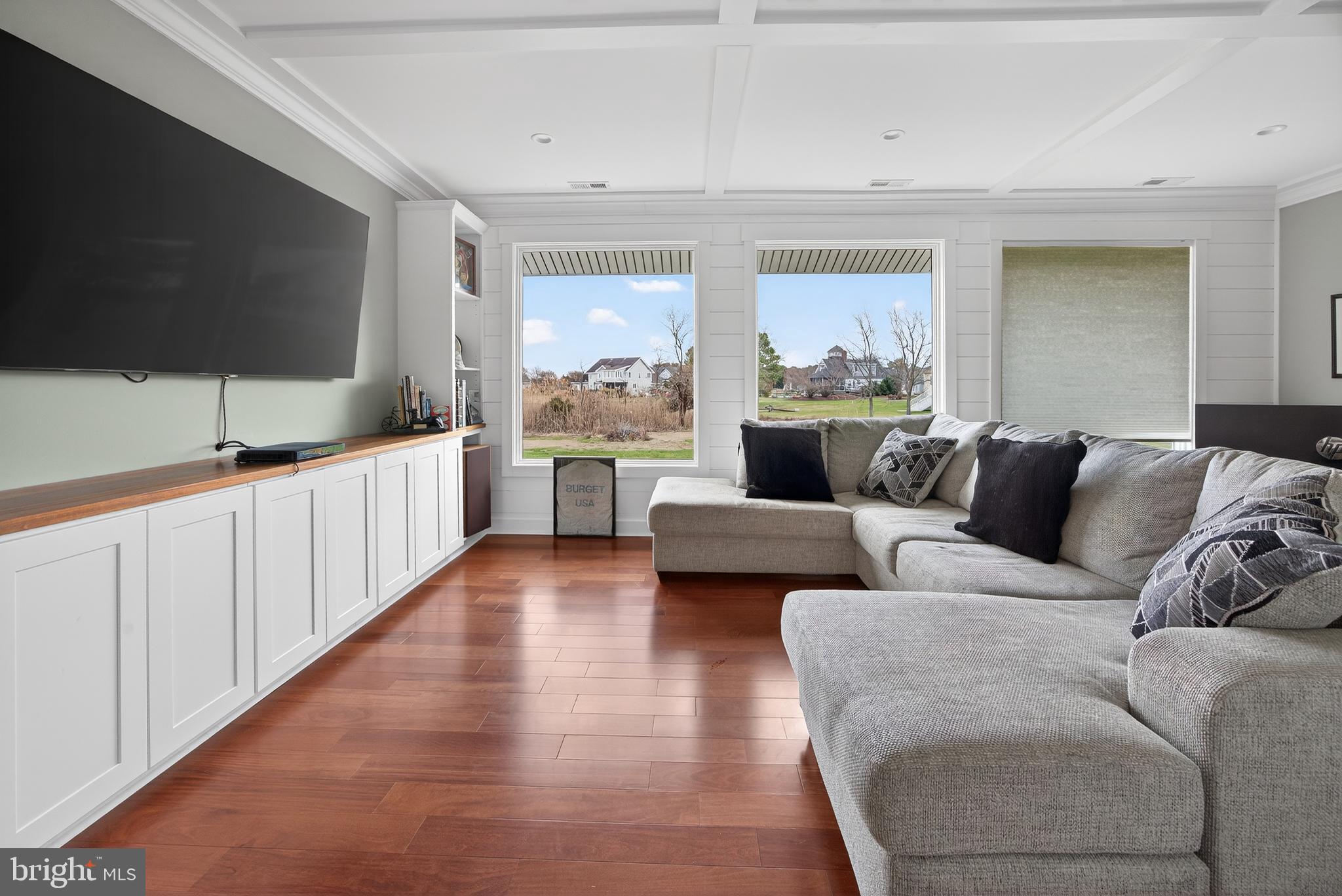 COVE CREEK CLUB - Residential
