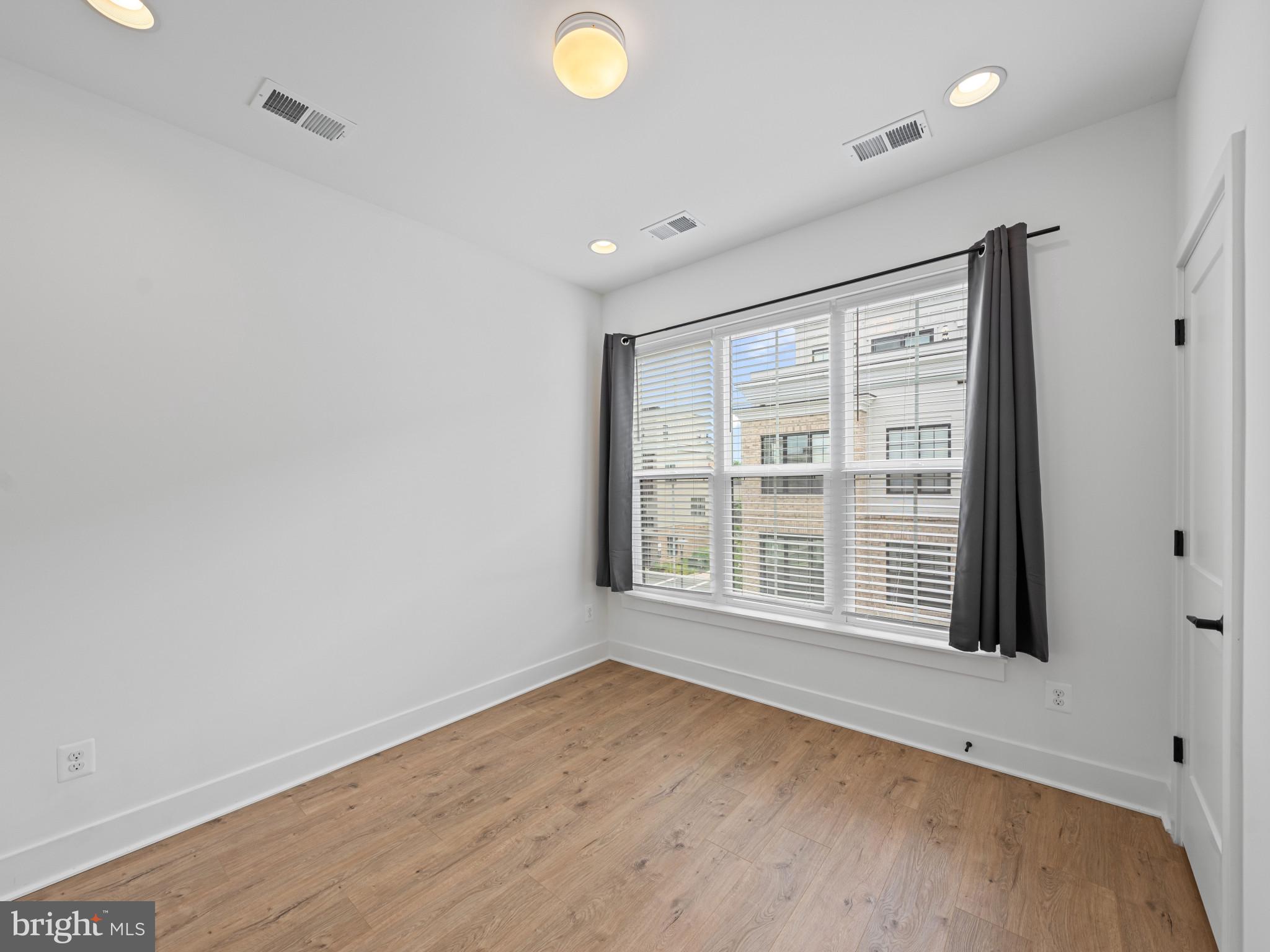 GRAHAM PARK - Residential