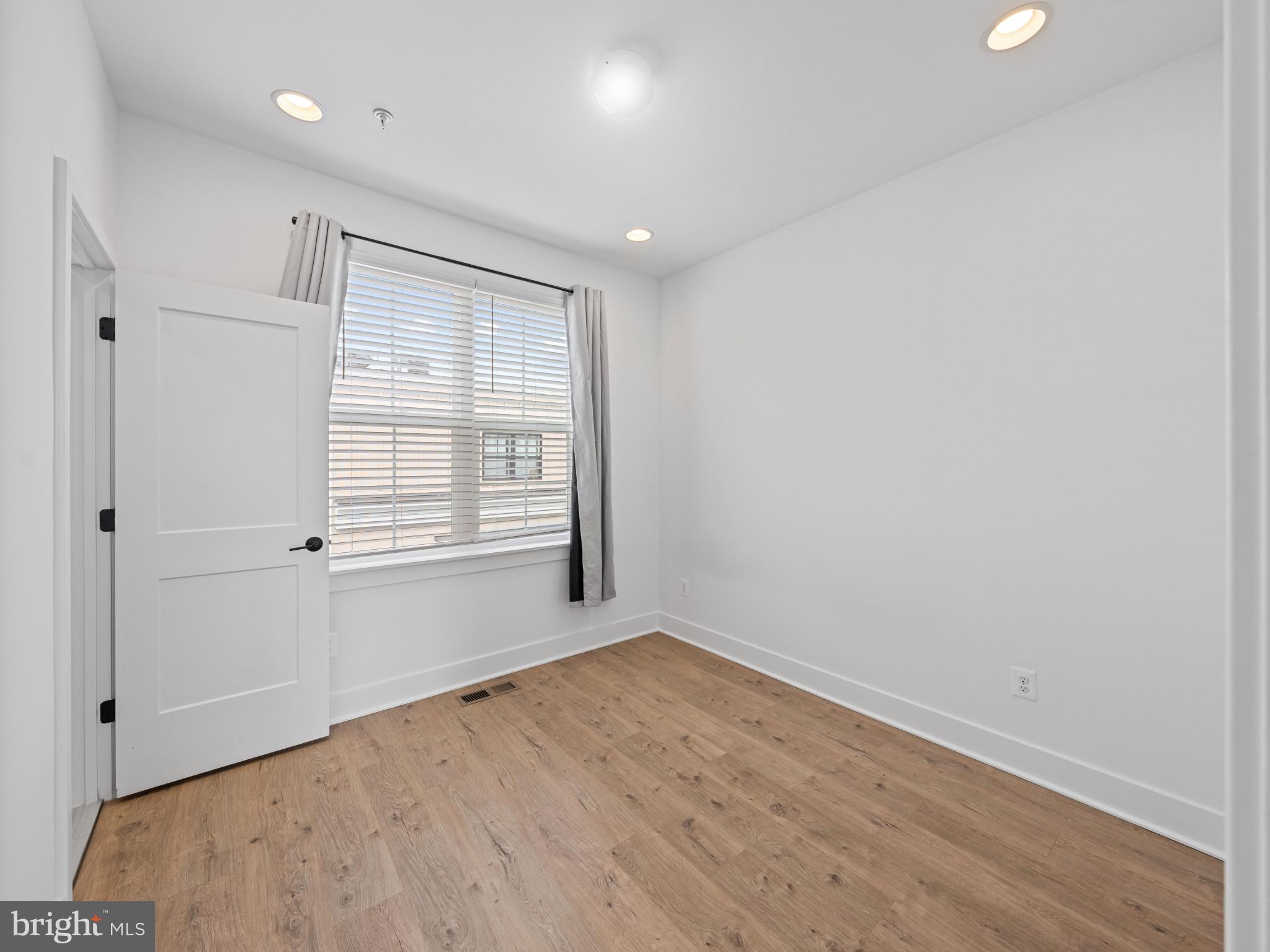 GRAHAM PARK - Residential