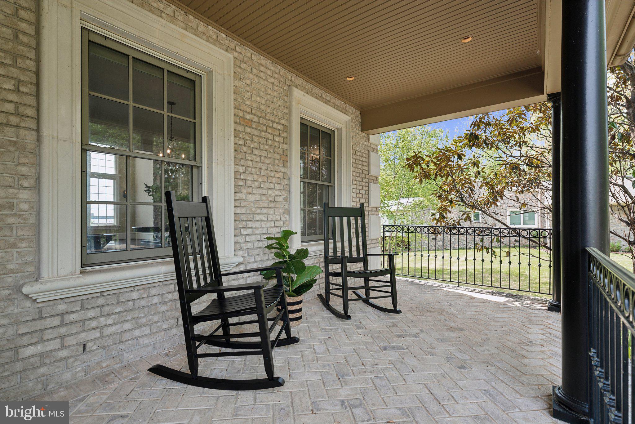 GRAHAM PARK SHORES - Residential