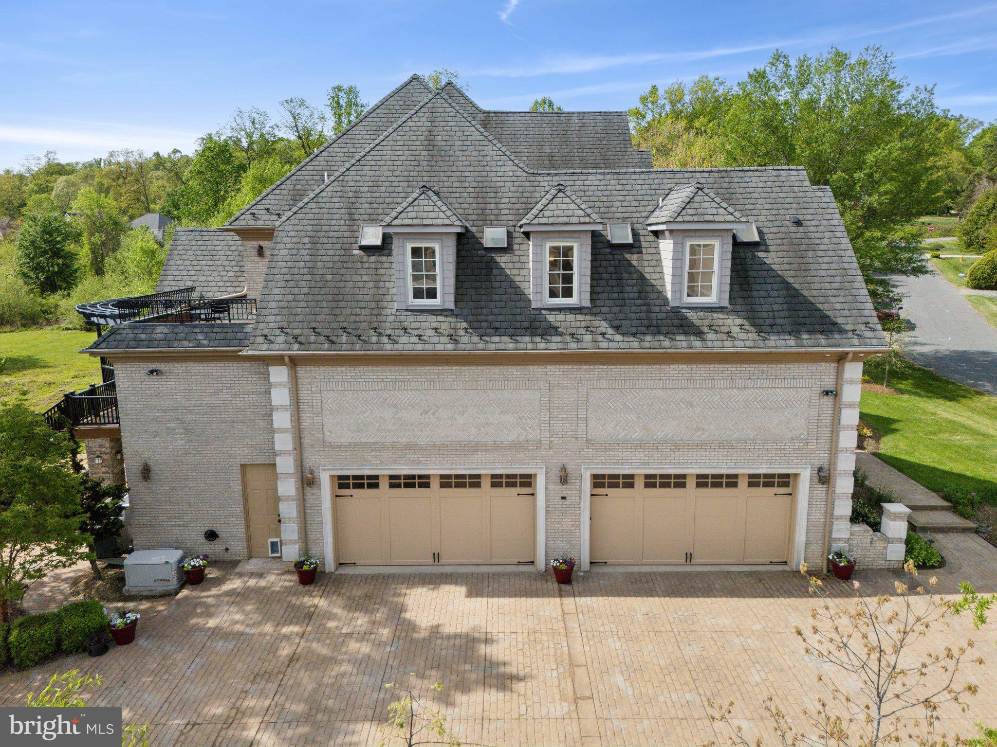 GRAHAM PARK SHORES - Residential