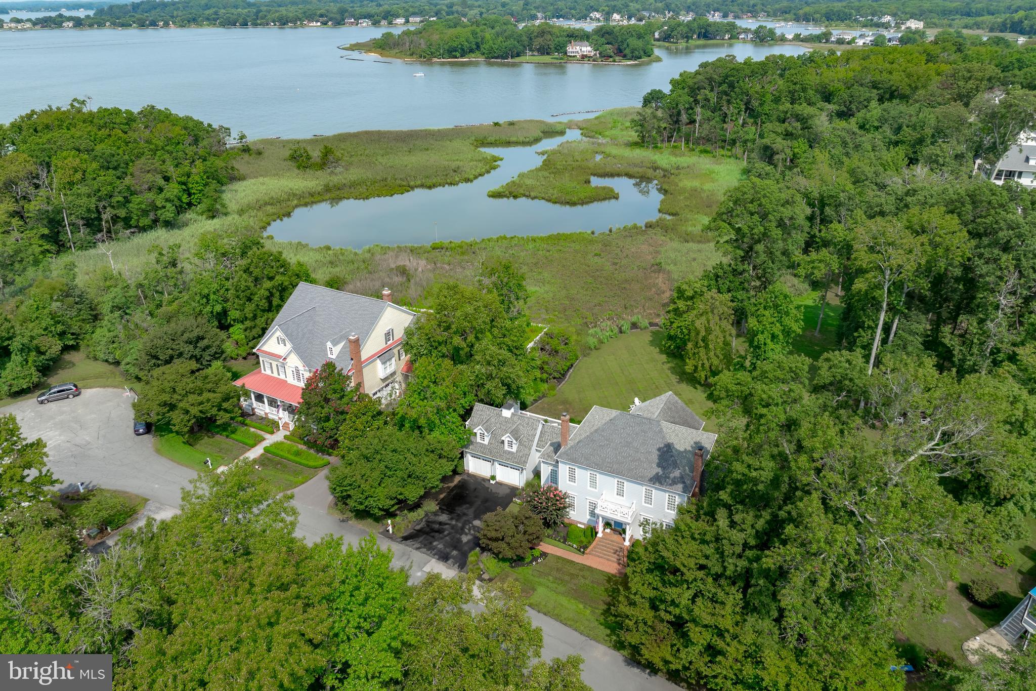 FISHING CREEK FARM - Residential