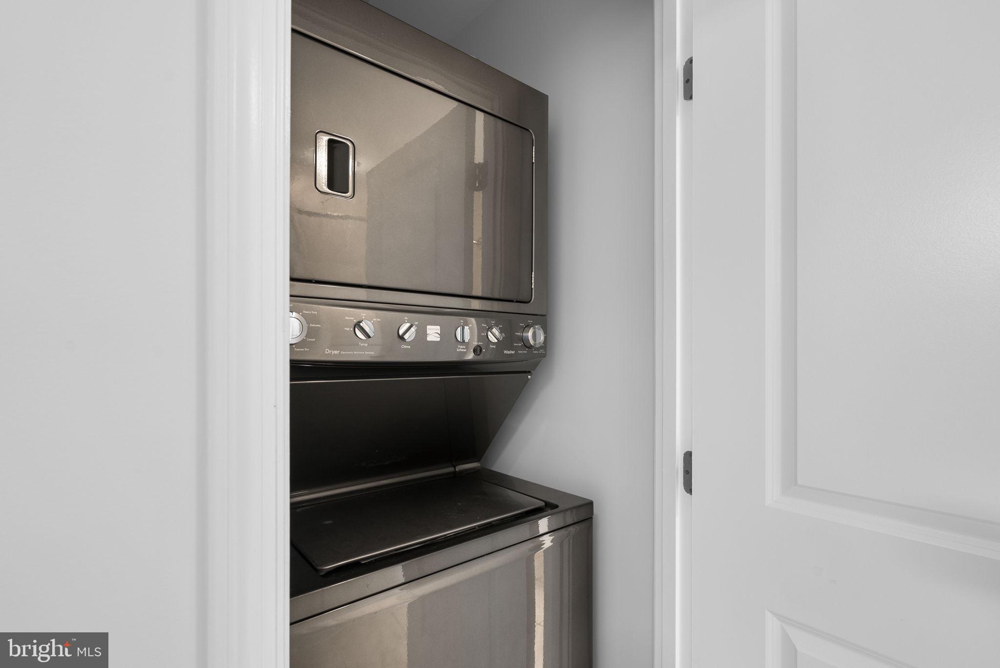 FLEET STREET CONDOMINIUMS - Residential