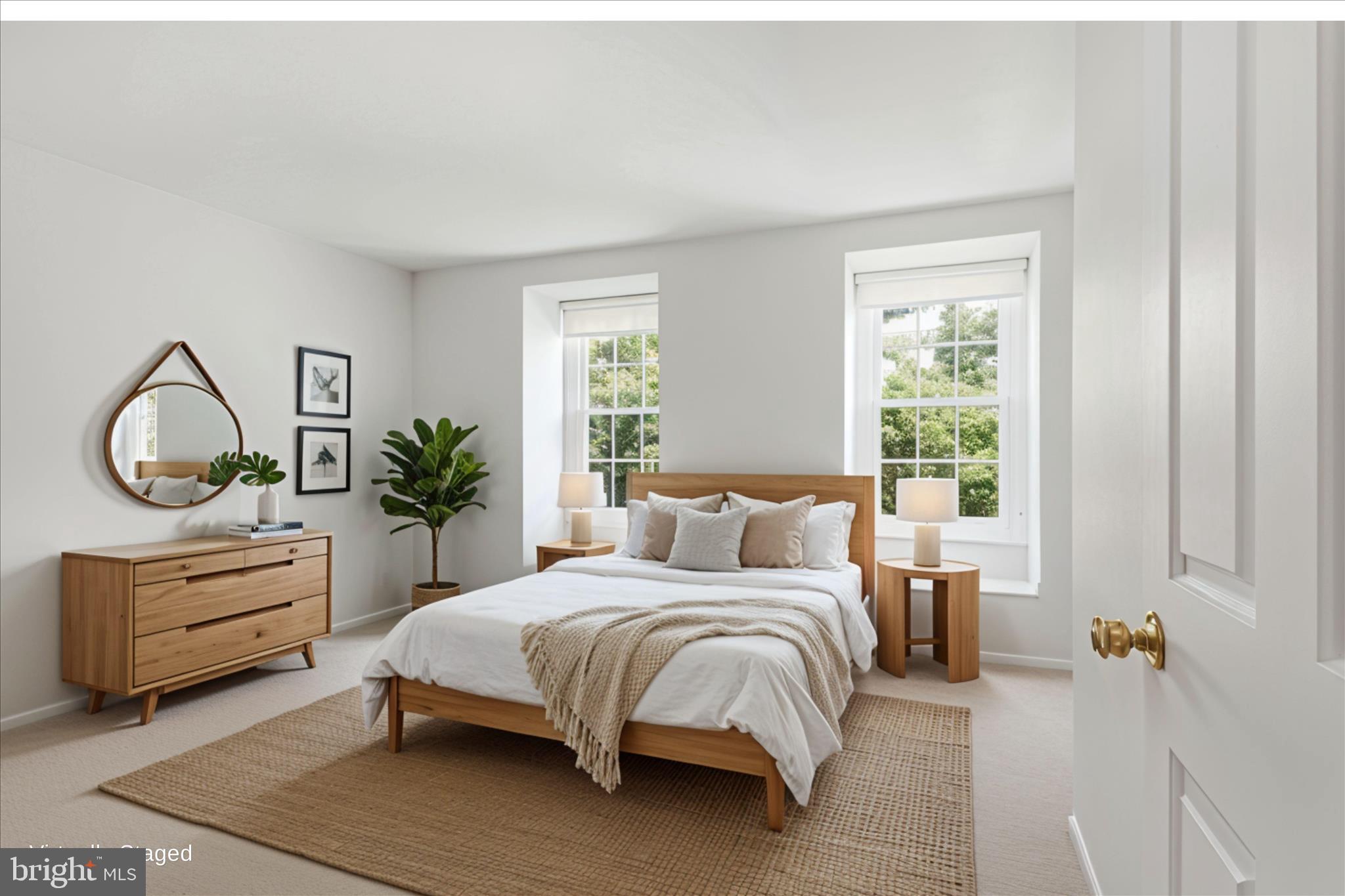 MONTGOMERY SQUARE - Residential
