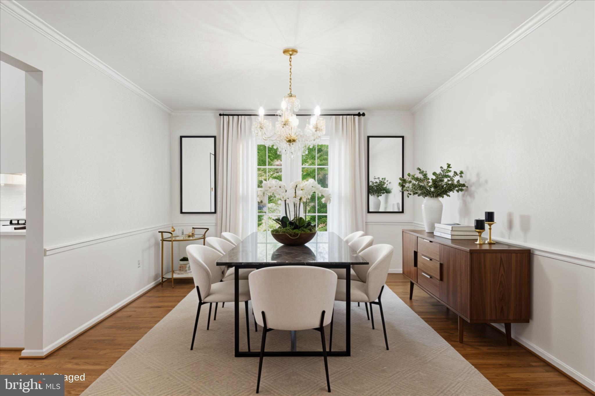 MONTGOMERY SQUARE - Residential