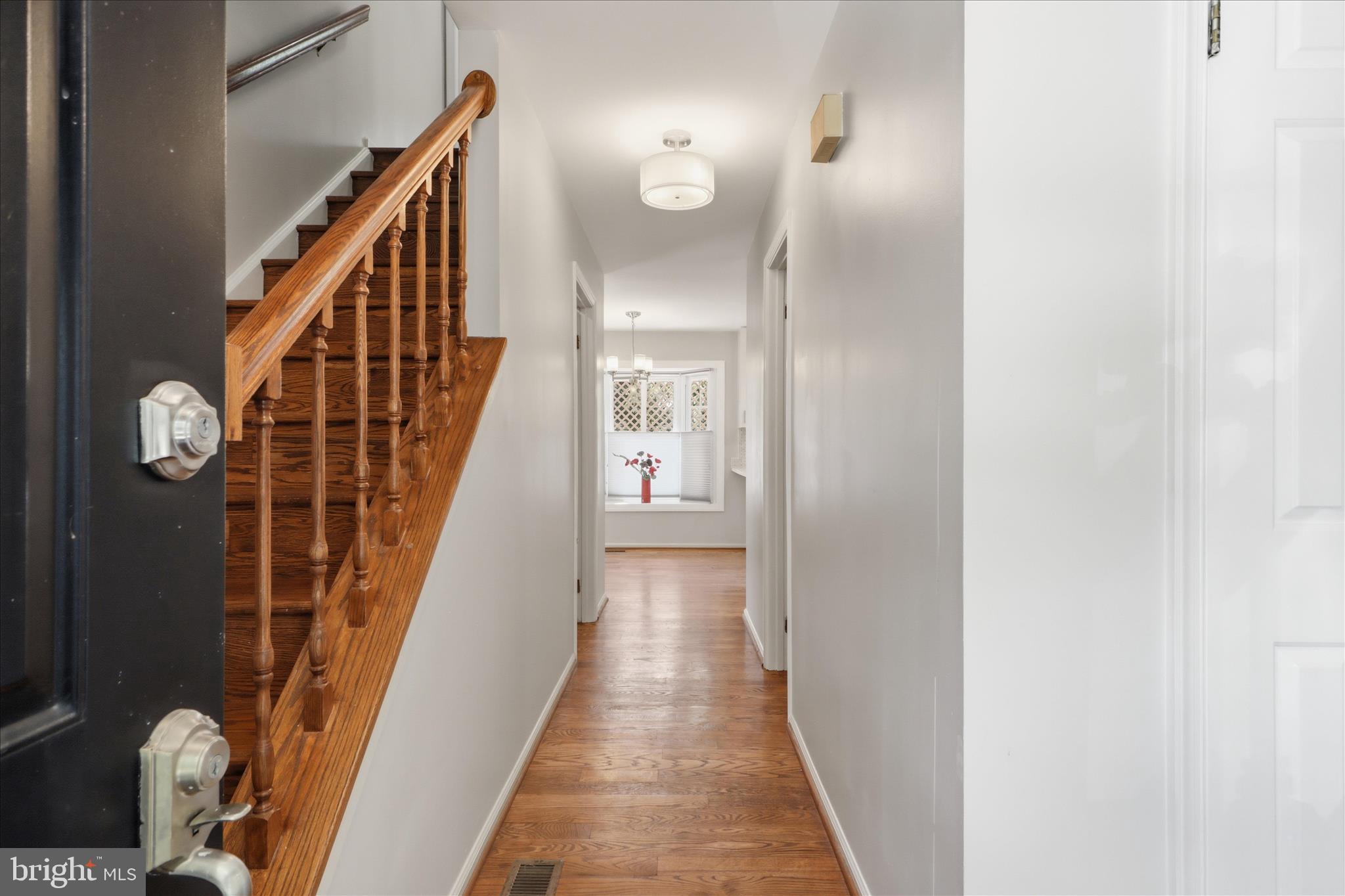 MONTGOMERY SQUARE - Residential
